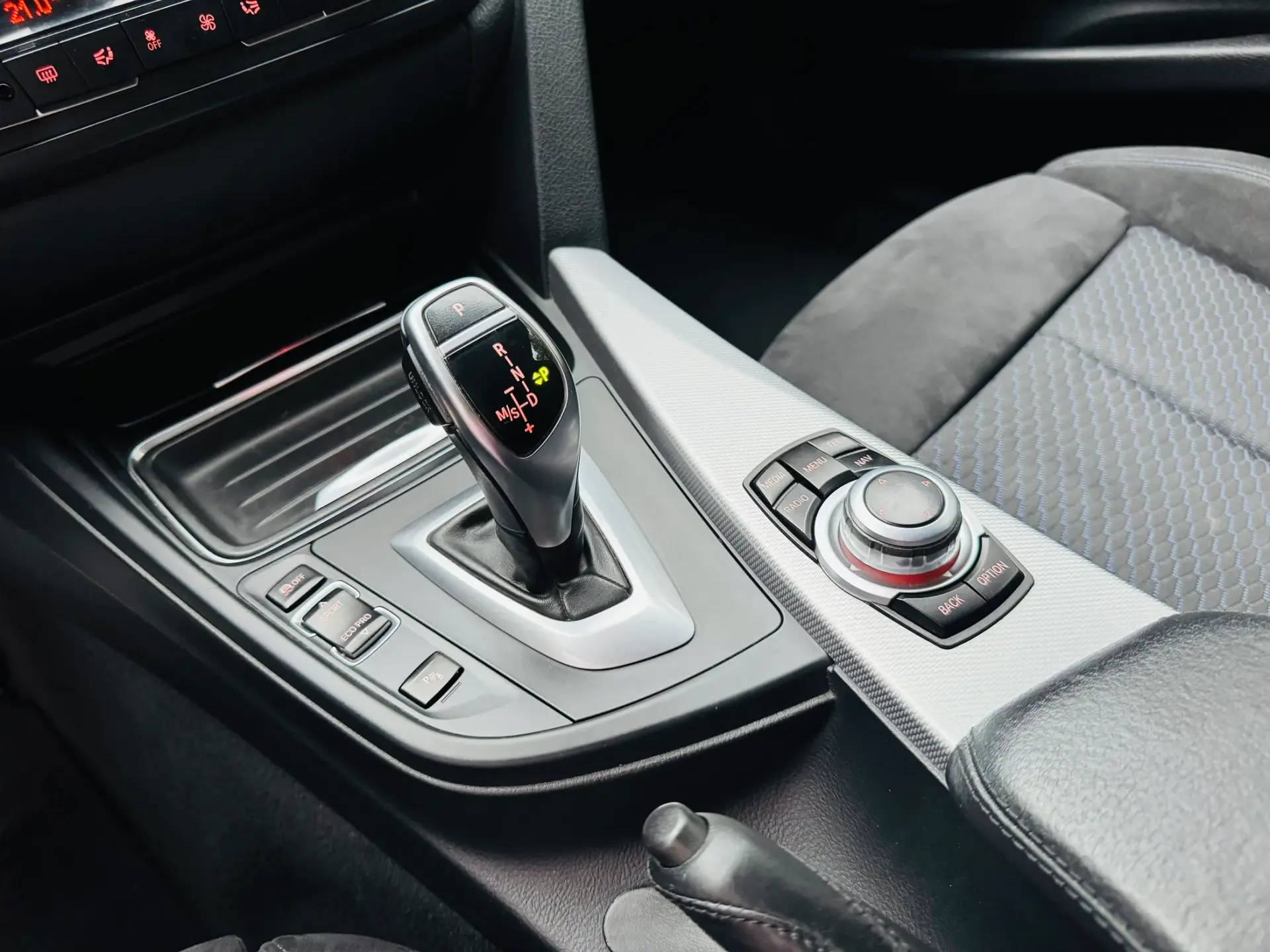 BMW 320 d Touring Auto Pack M 33