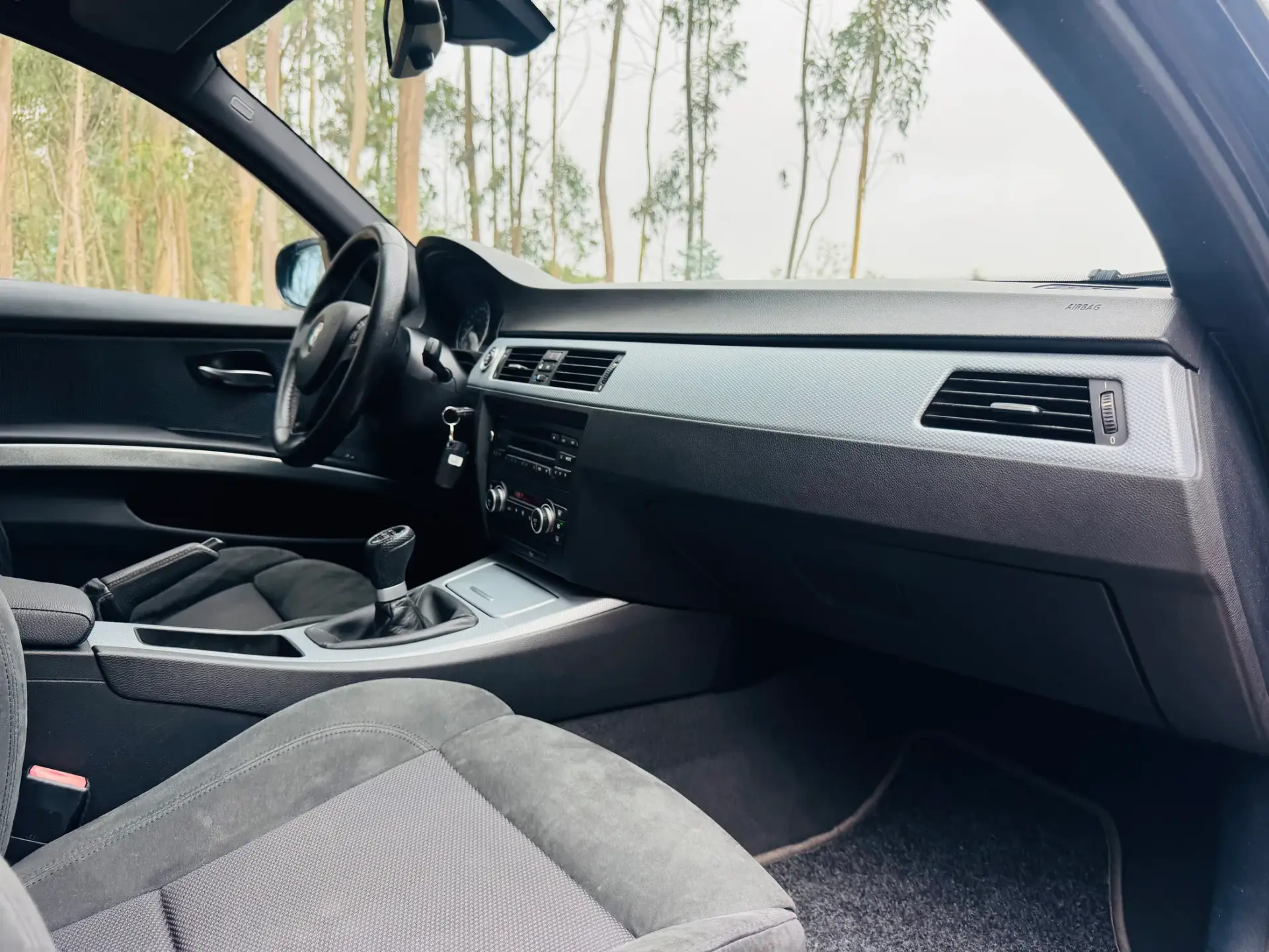 BMW 320 d Touring Pack M 27