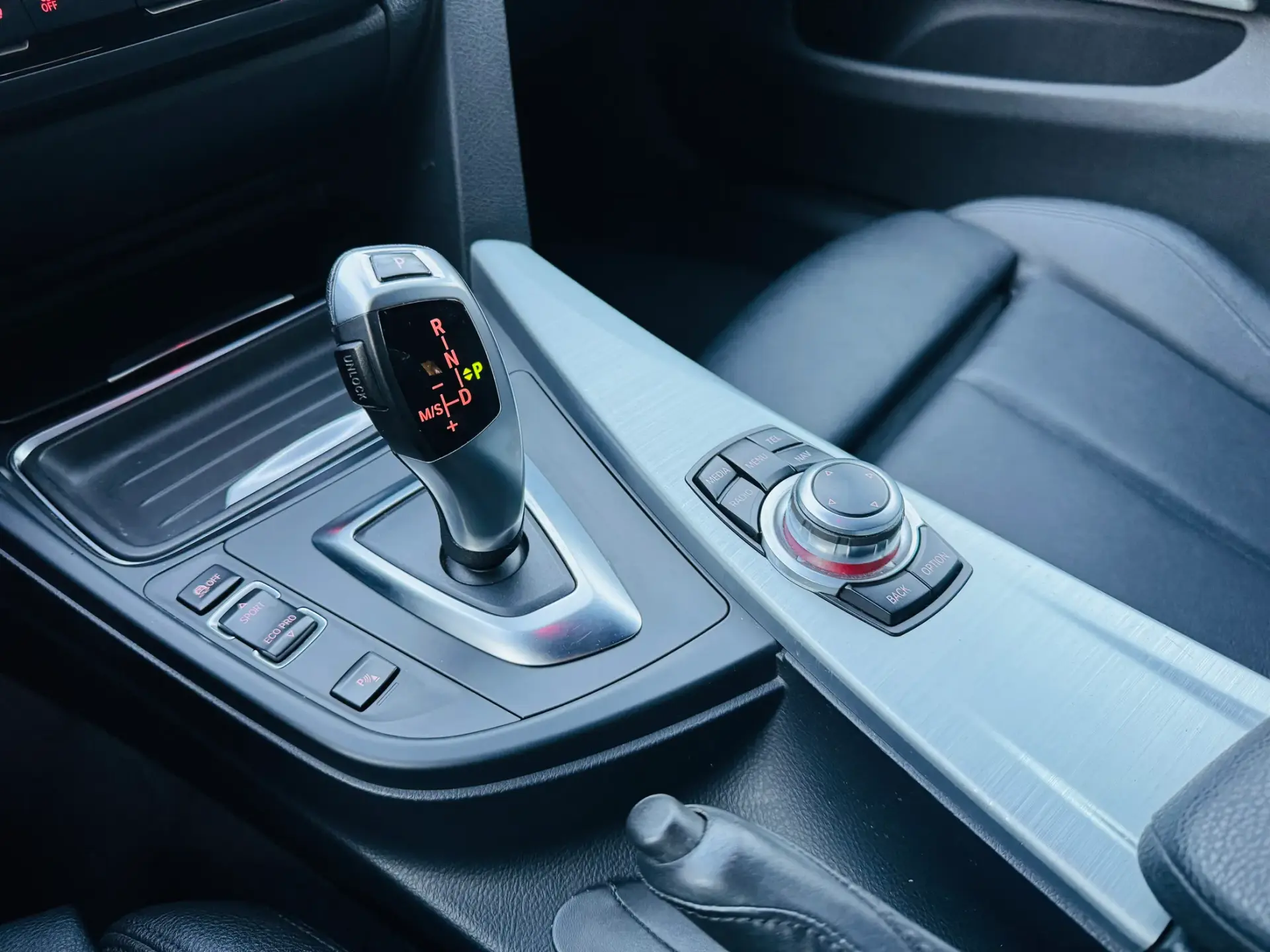 BMW 420 Gran Coupé d Pack M Auto 33