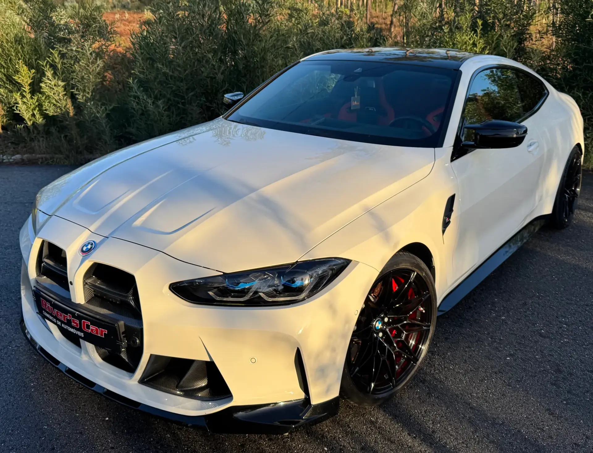 BMW M4 Competition xDrive 2