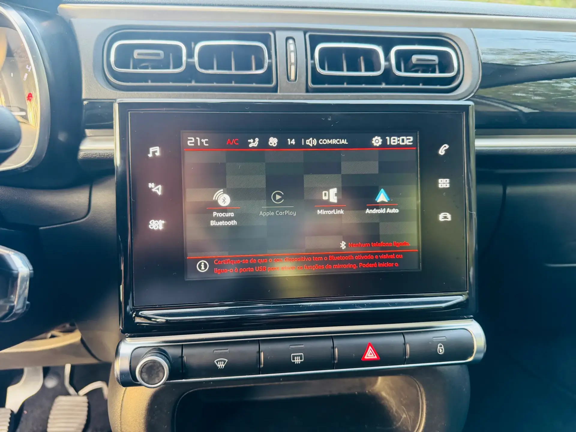 Citroën C3 1.2 PureTech Shine 27