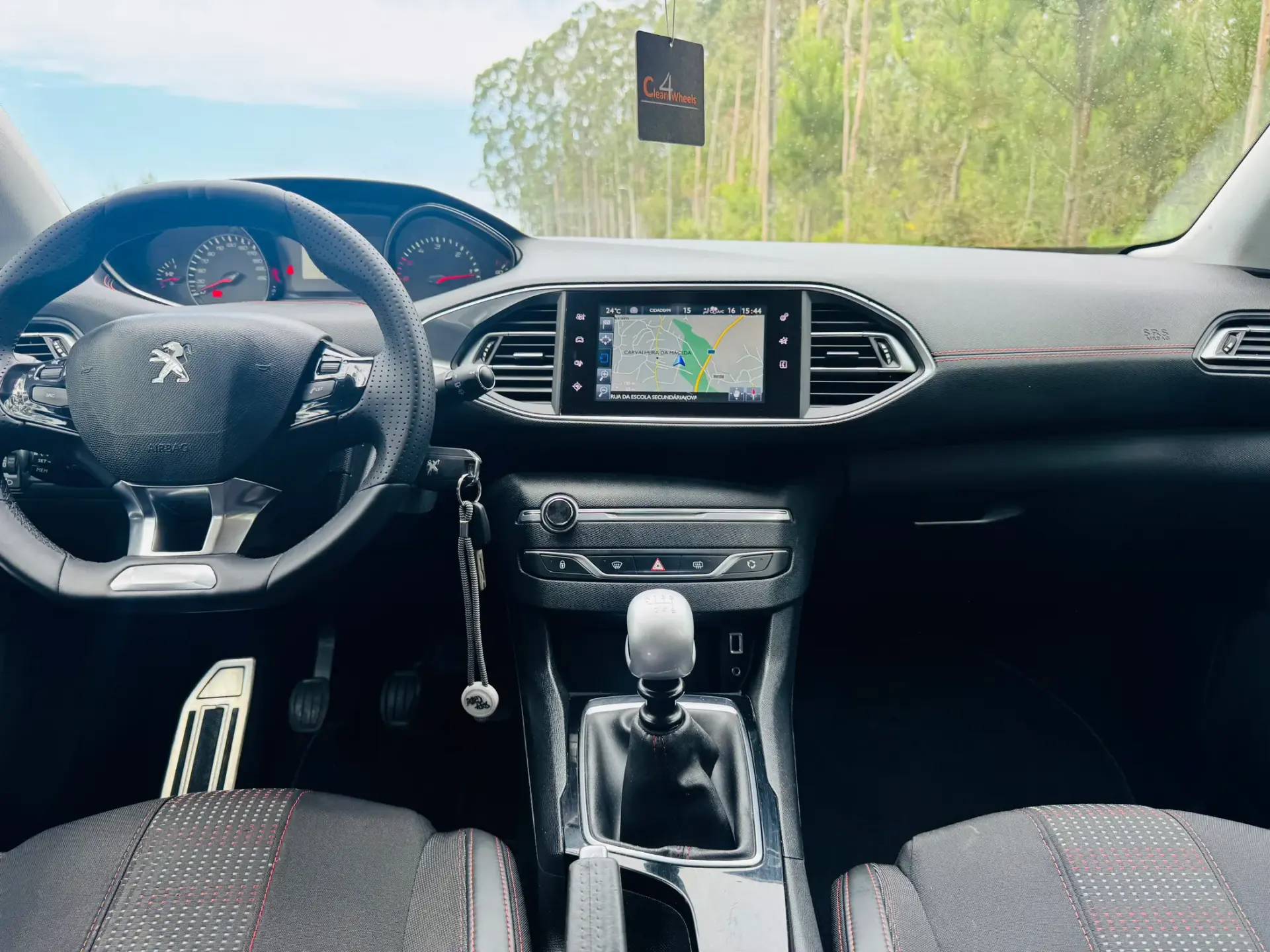 Peugeot 308 SW 1.6 BlueHDi GT Line 26