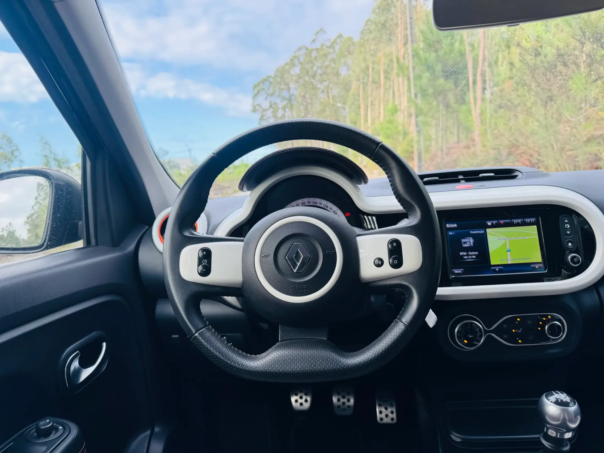 Renault Twingo 0.9 TCe GT 27