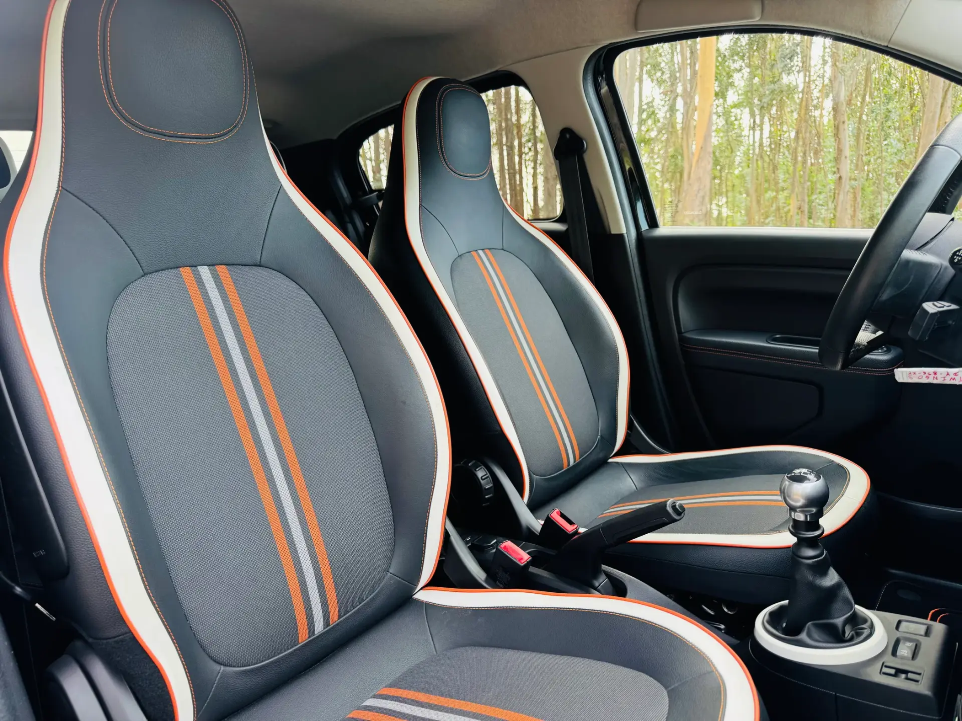 Renault Twingo 0.9 TCe GT 32