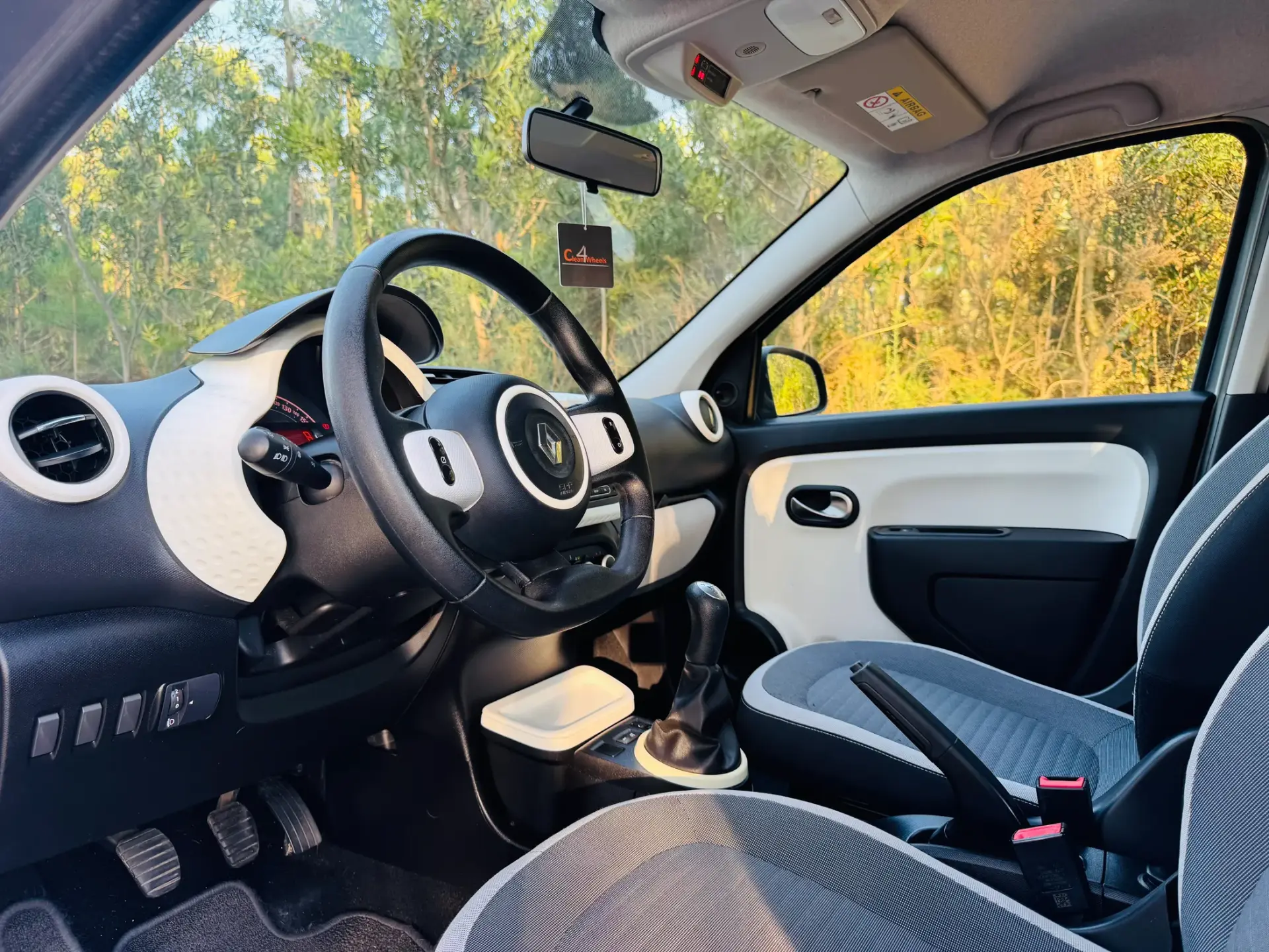 Renault Twingo 1.0 SCe Limited 19