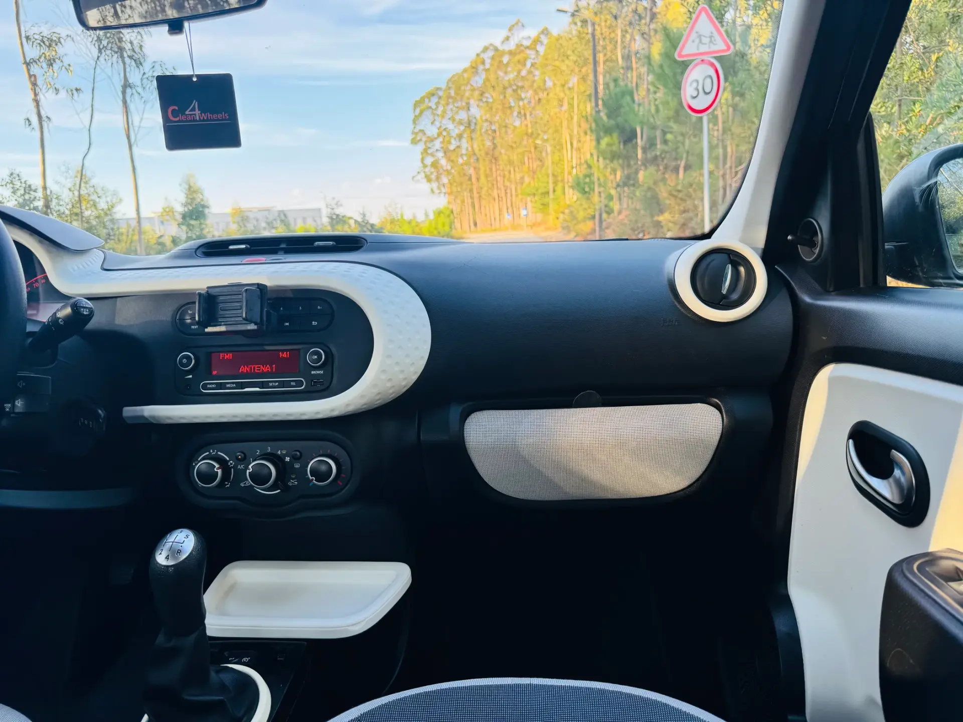 Renault Twingo 1.0 SCe Limited 31