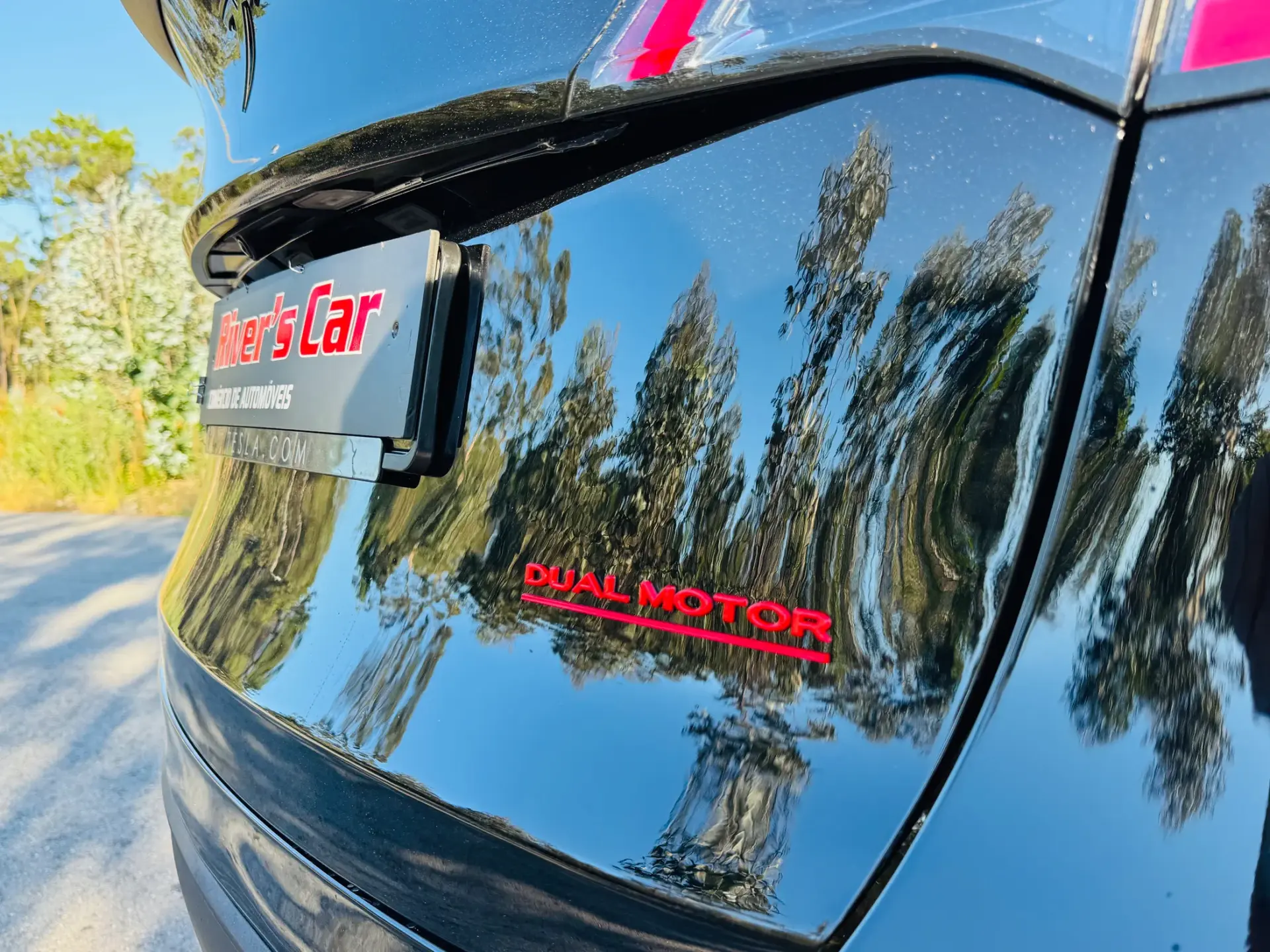 Tesla Model Y Performance Tração Integral 18