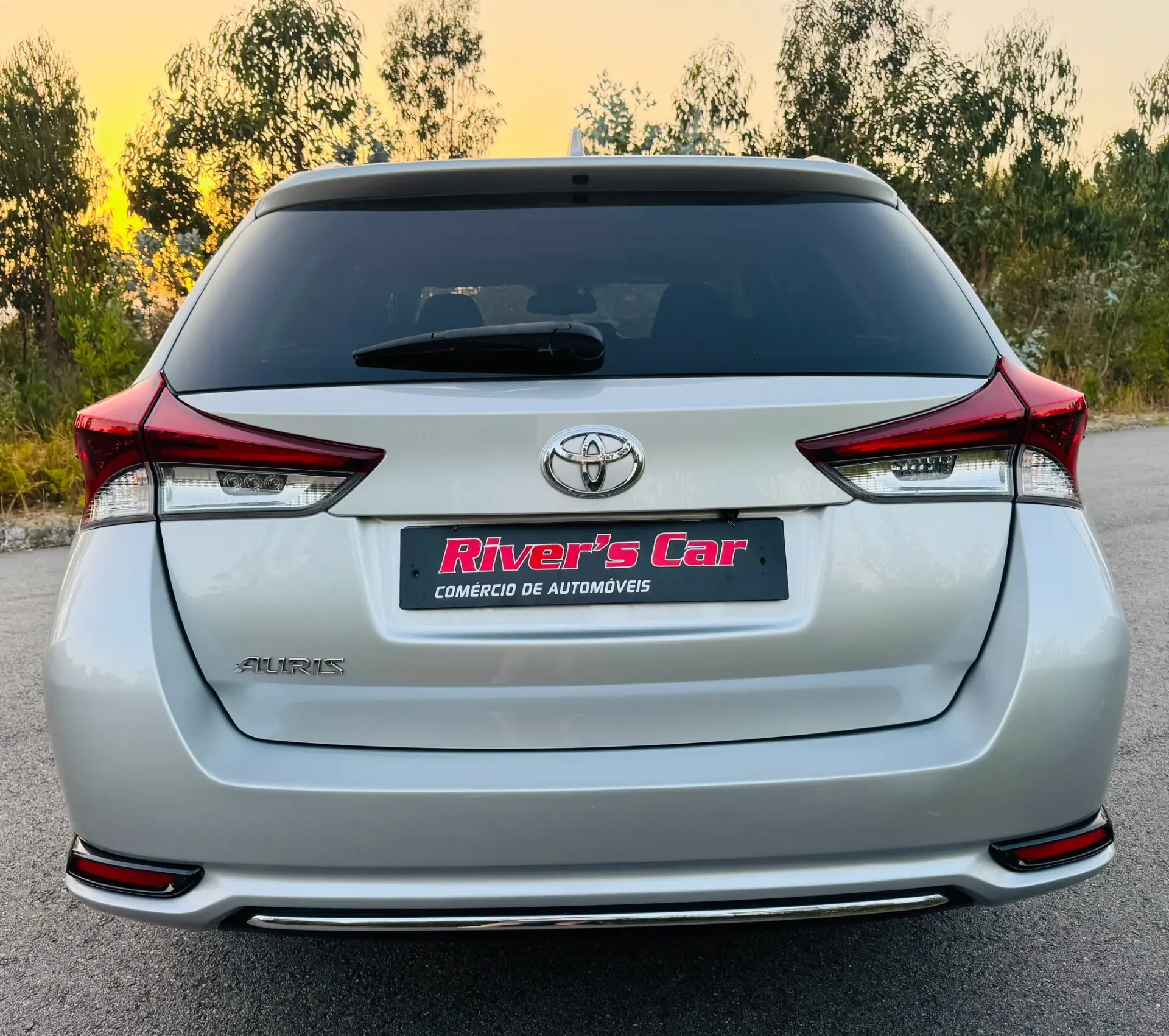 Toyota Auris Touring Sports 1.4 D-4D Comfort+Pack Techno+Pack Sport 13