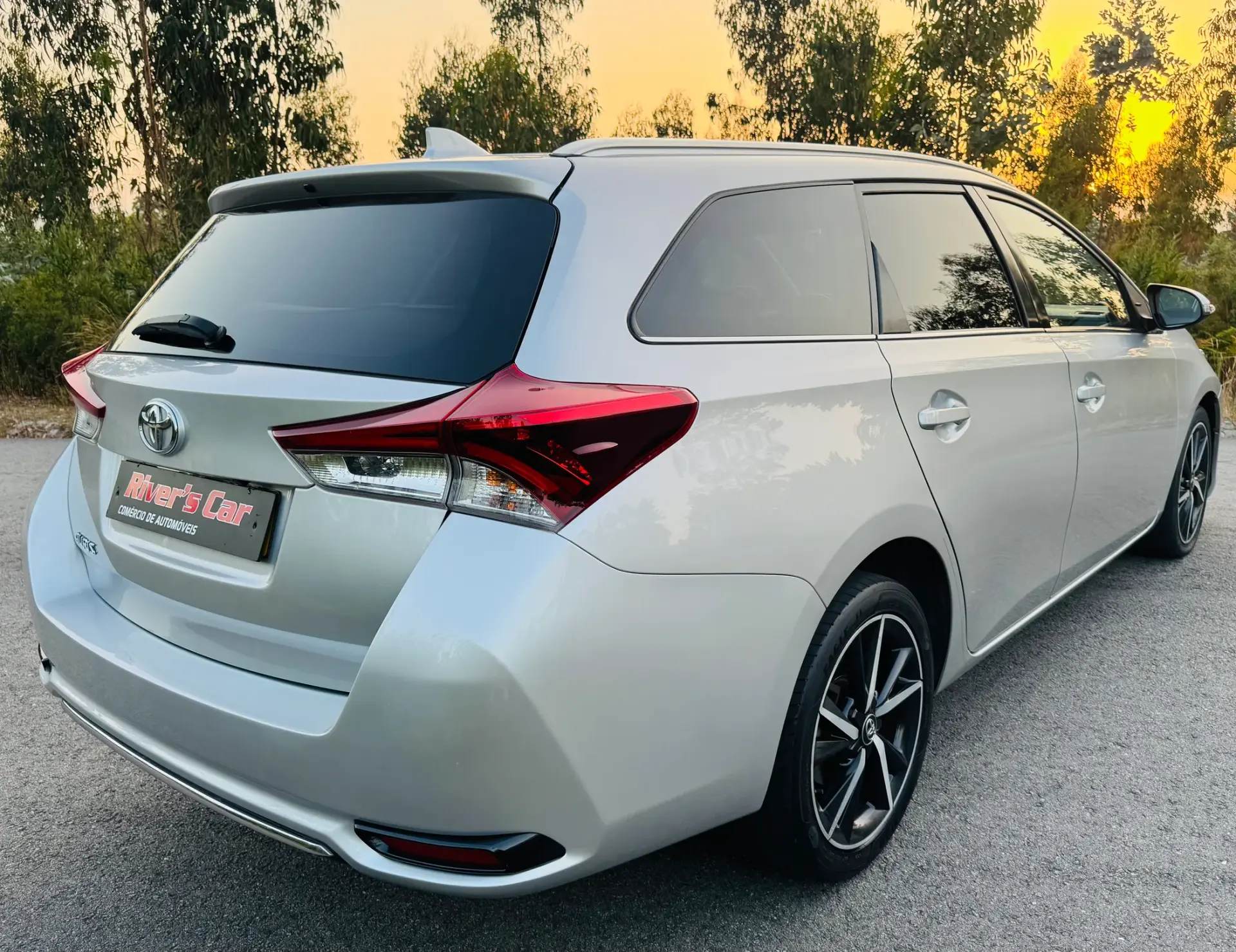 Toyota Auris Touring Sports 1.4 D-4D Comfort+Pack Techno+Pack Sport 15