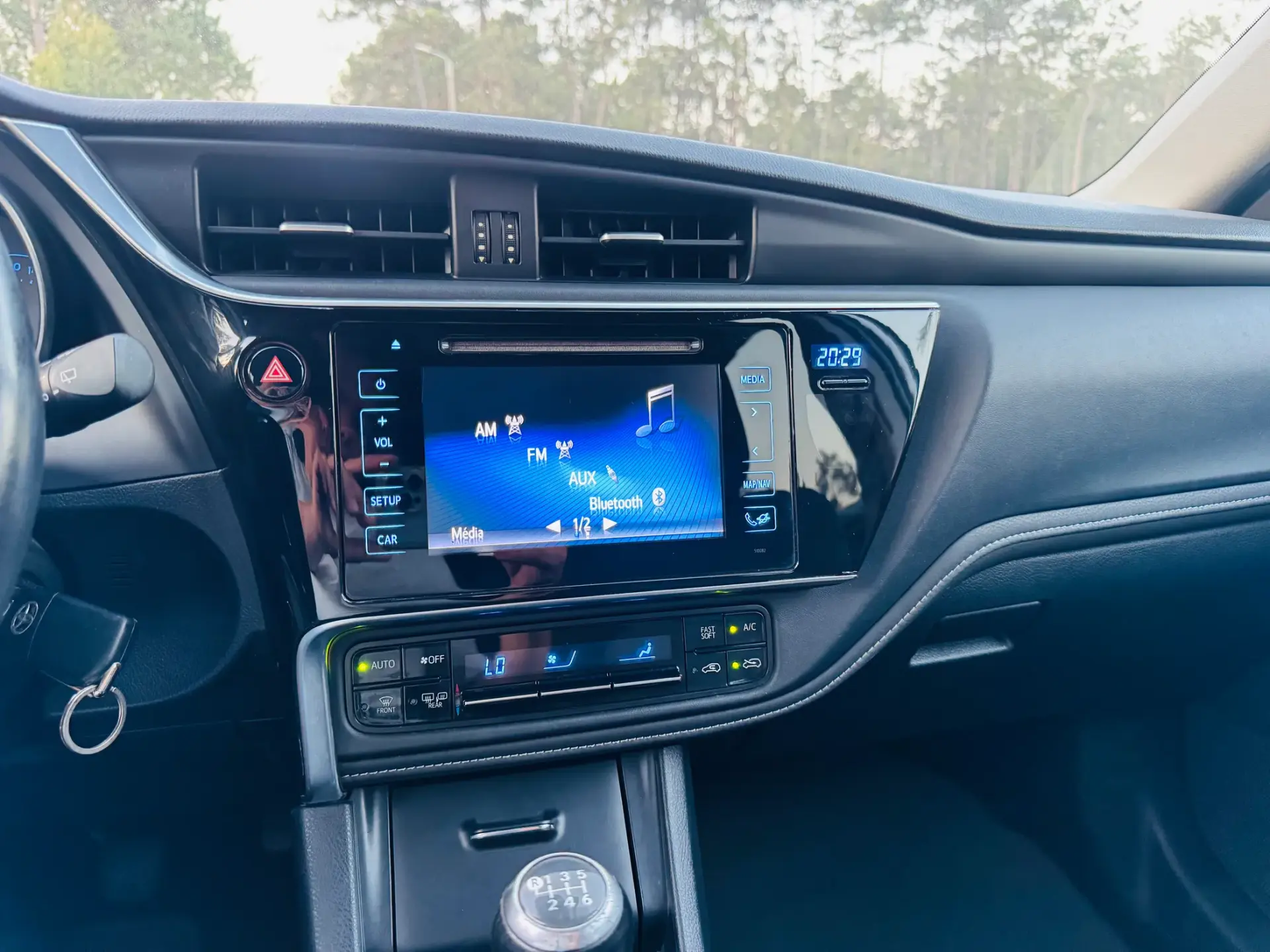 Toyota Auris Touring Sports 1.4 D-4D Comfort+Pack Techno+Pack Sport 26