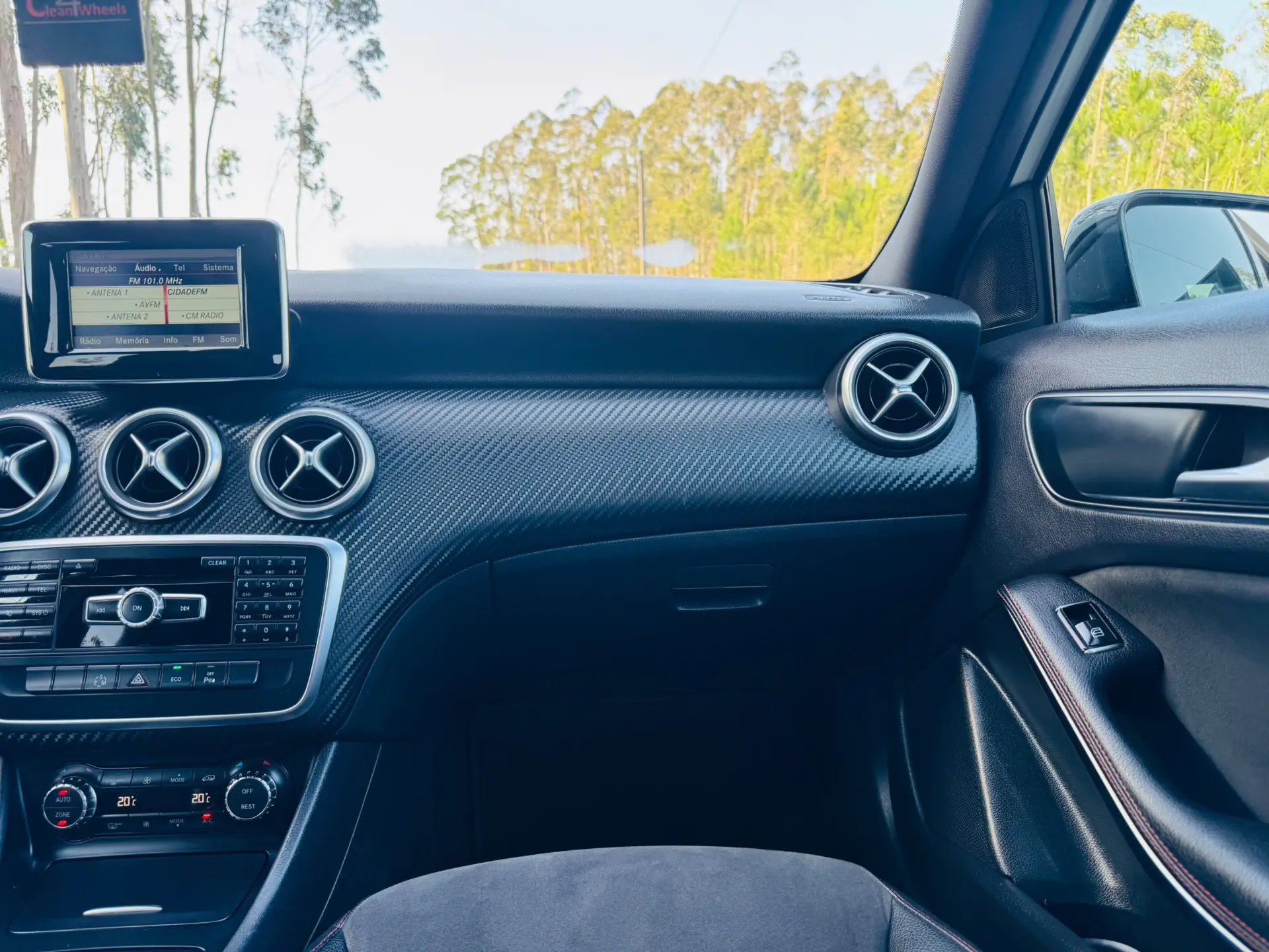 Mercedes-Benz A 180 CDI BE AMG Sport Aut. 32