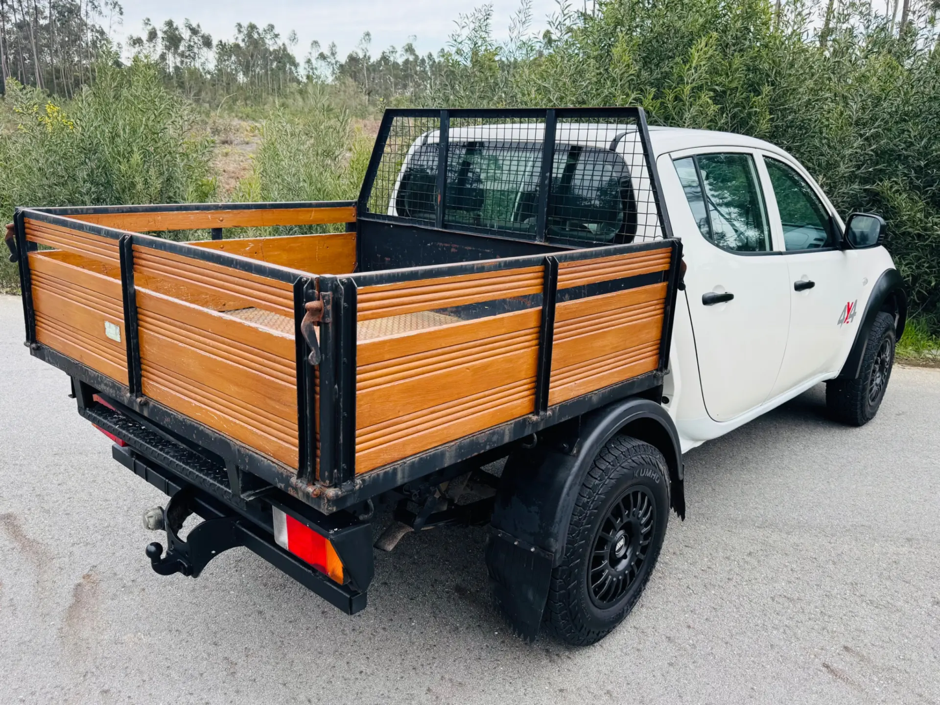 Mitsubishi L200 2.5 DI-D CD Intense AC/JLL 9