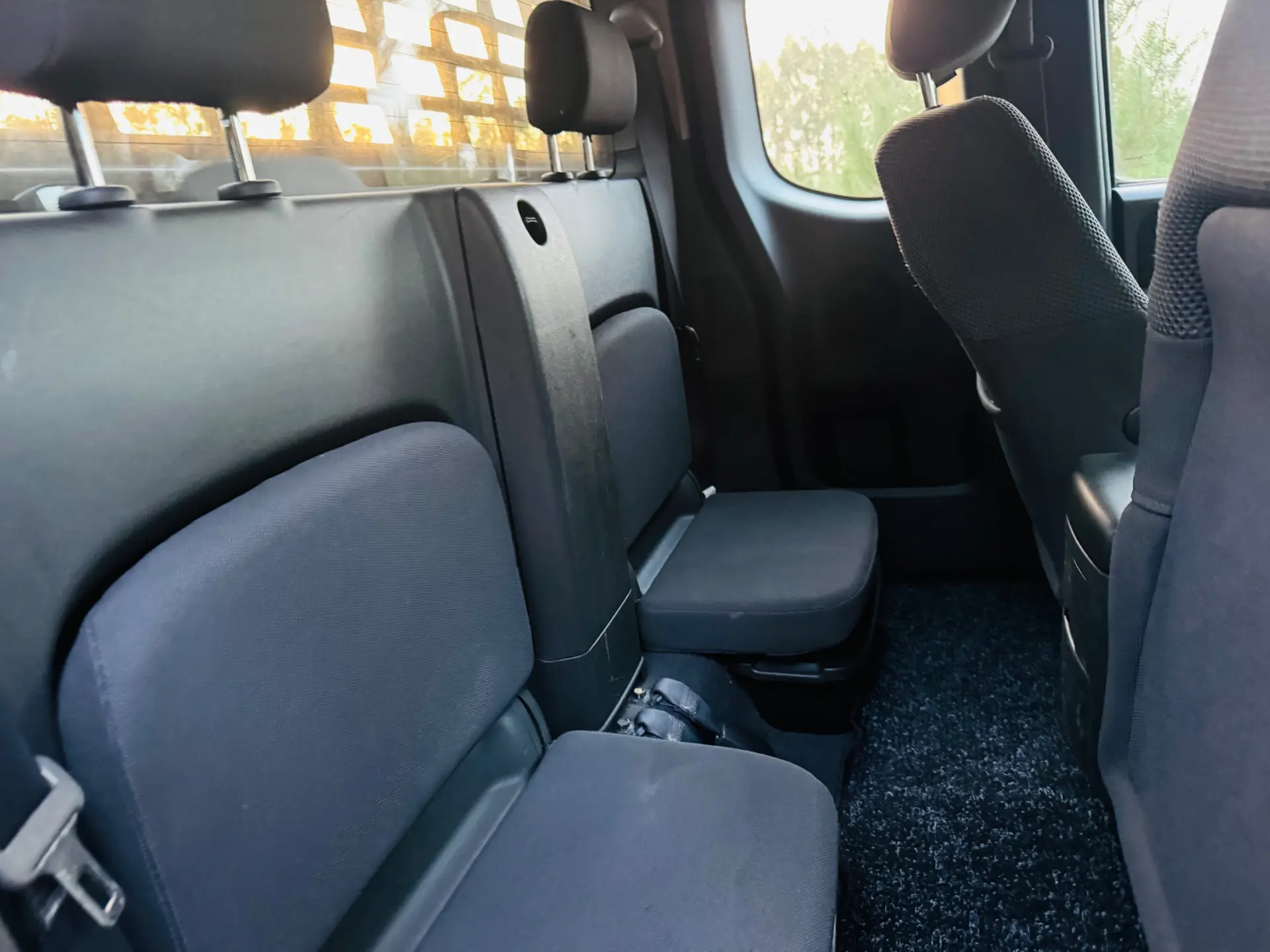 Nissan Navara 2.5 dCi CD SE Eastpak 43