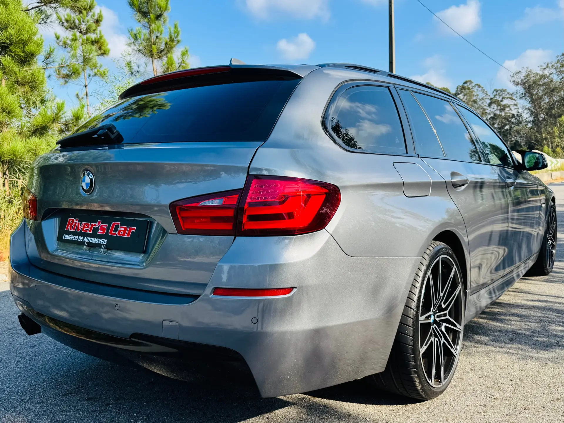 BMW 520 d Pack M Auto 10
