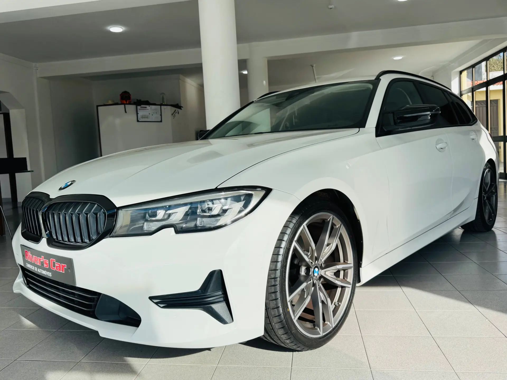 BMW 320 d Aut. Advantage 1