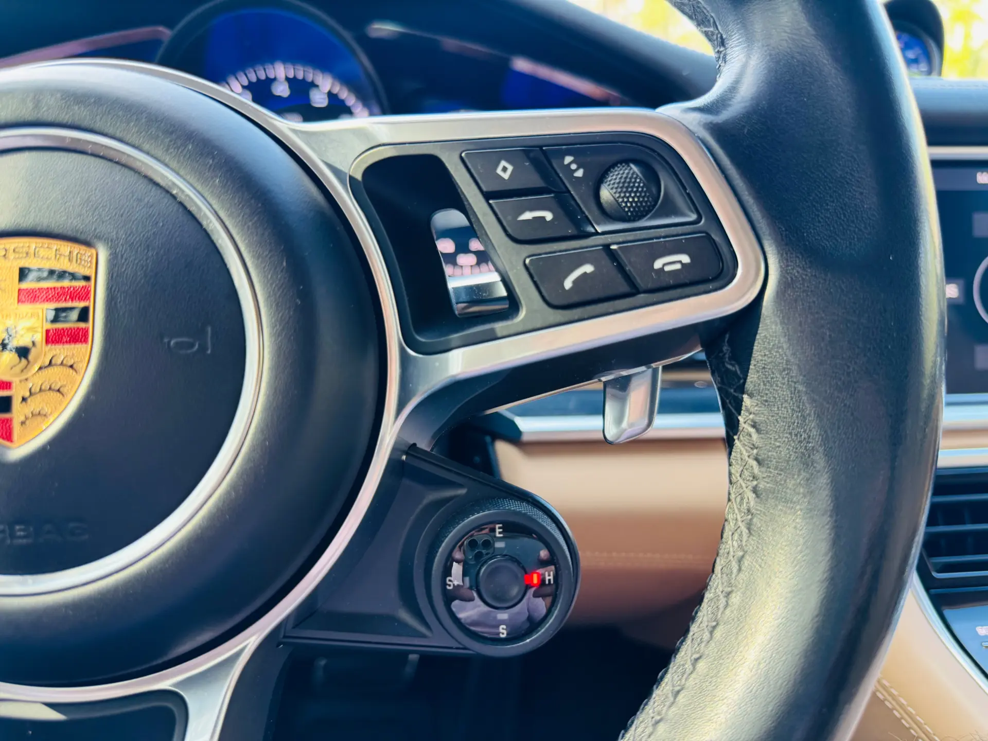 Porsche Panamera Sport Turismo 4 E-Hybrid 34