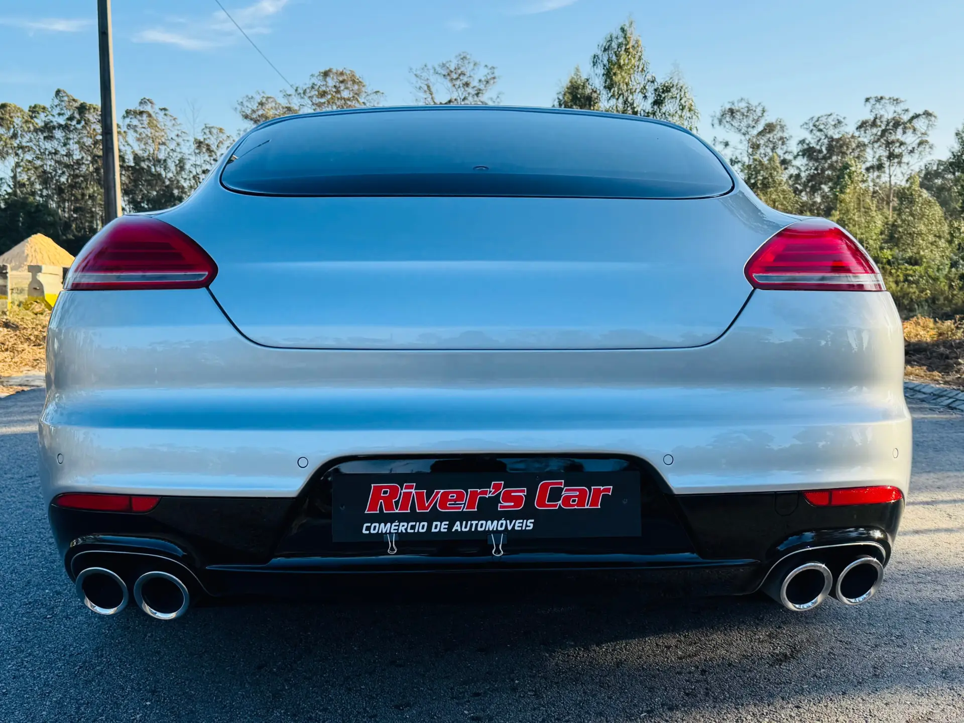Porsche Panamera Platinum Edition 11