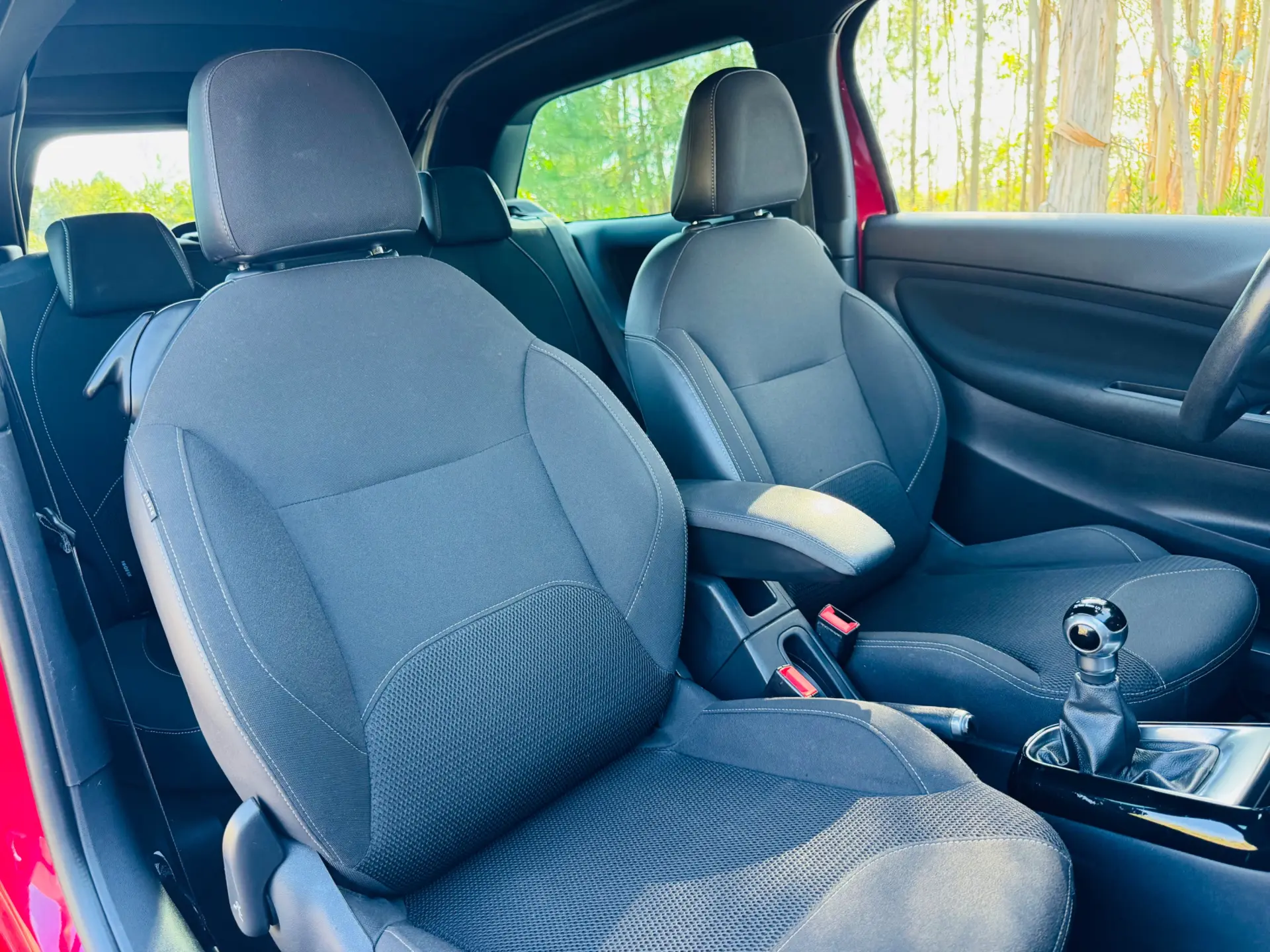 Citroen DS3 Cabrio 1.2 VTi So Chic 28