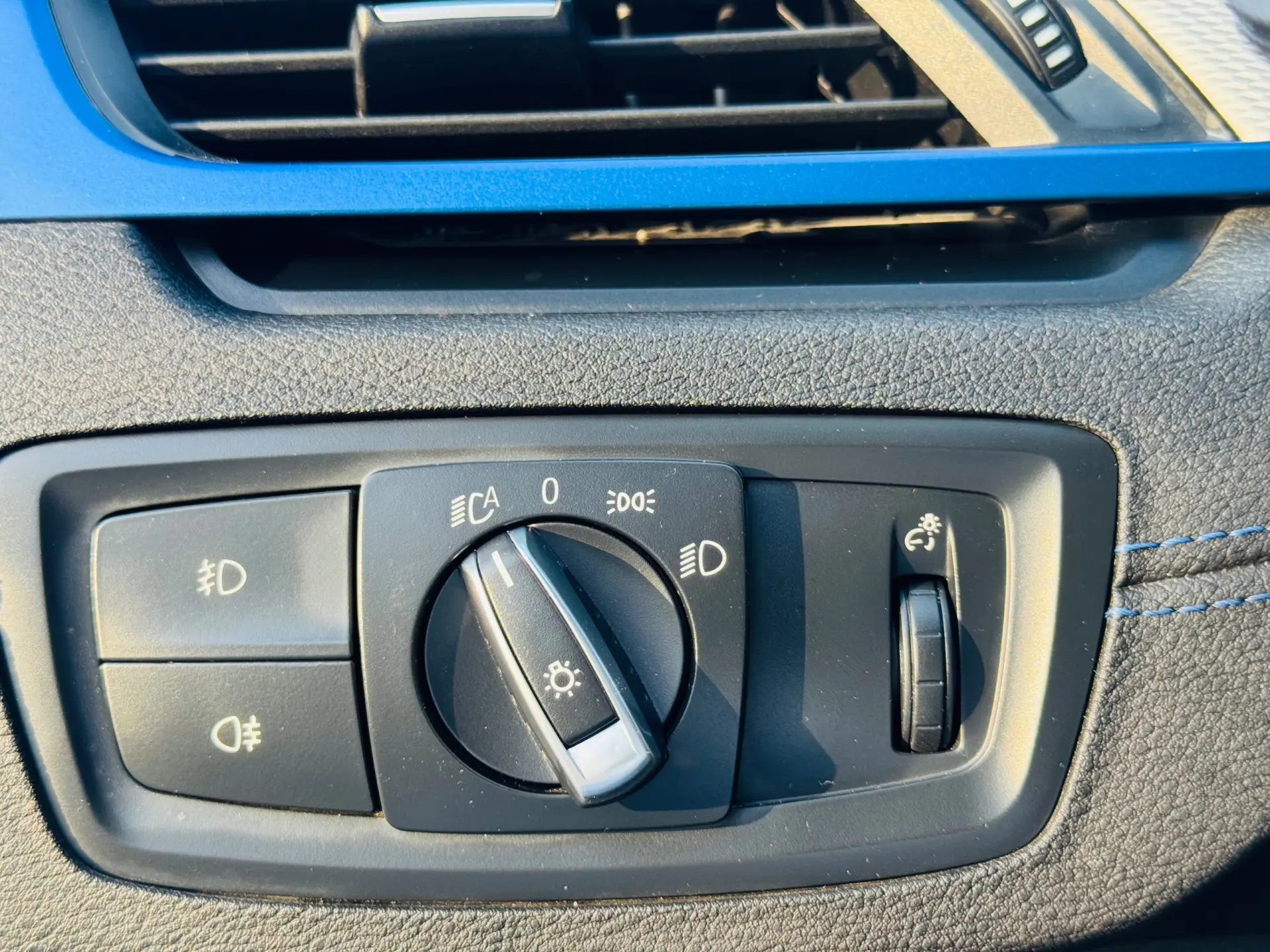 BMW X2 20 d xDrive Auto Pack M 23