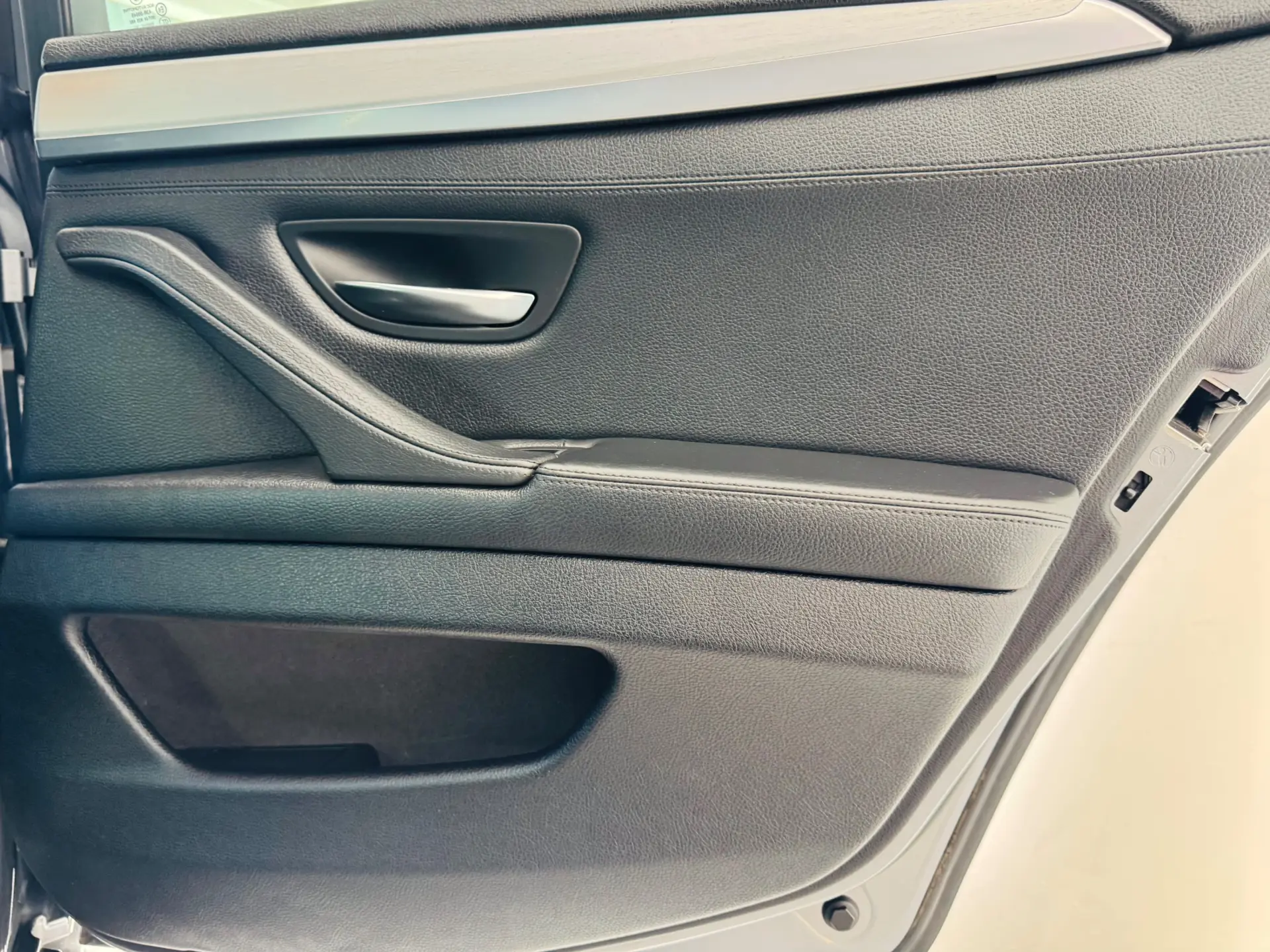 BMW 520 d Pack M Auto 41