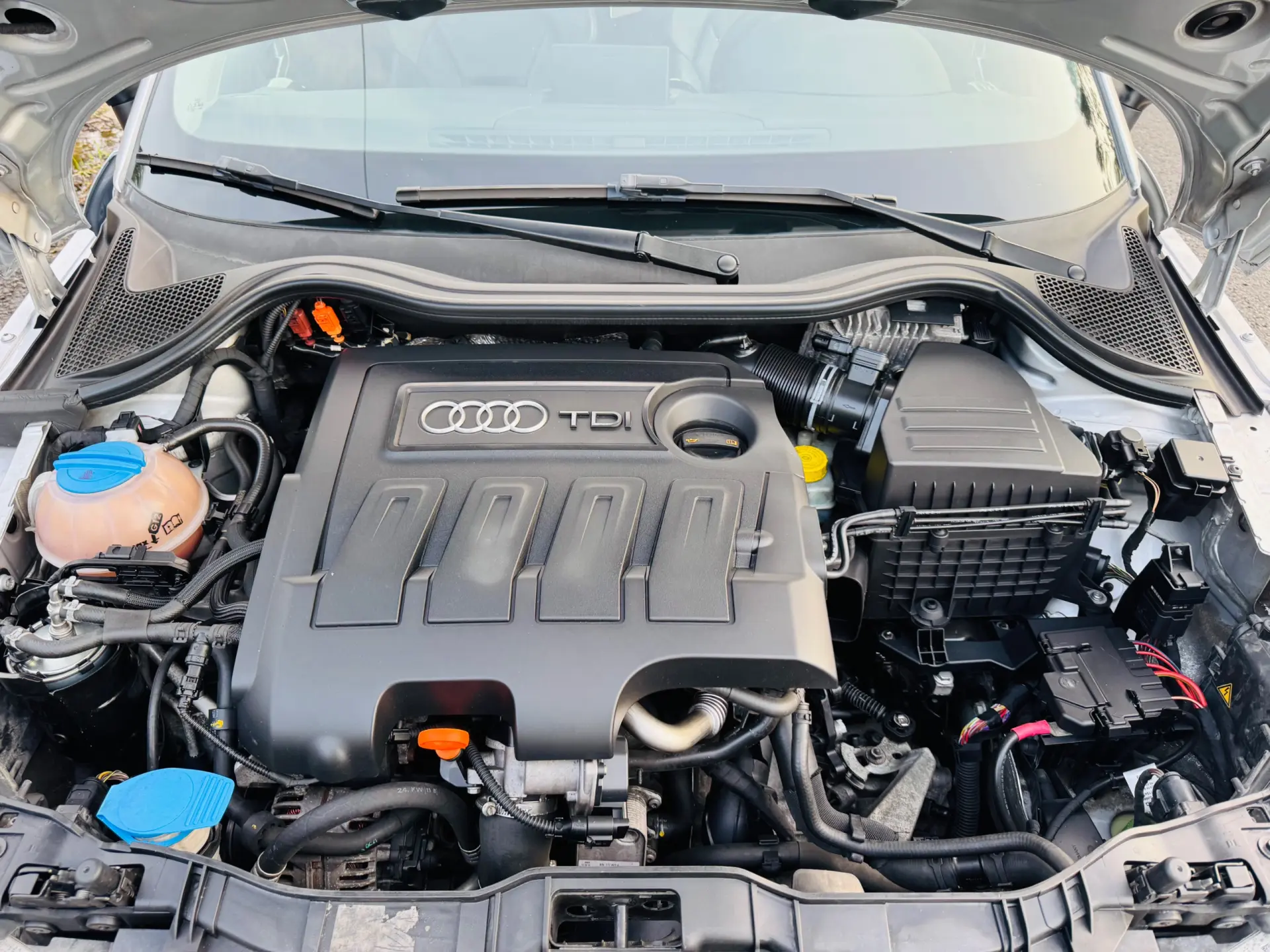 Audi A1 1.6 TDI S-line 43