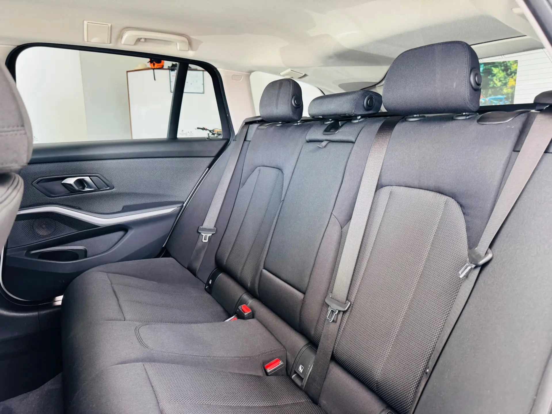 BMW 320 d Aut. Advantage 43