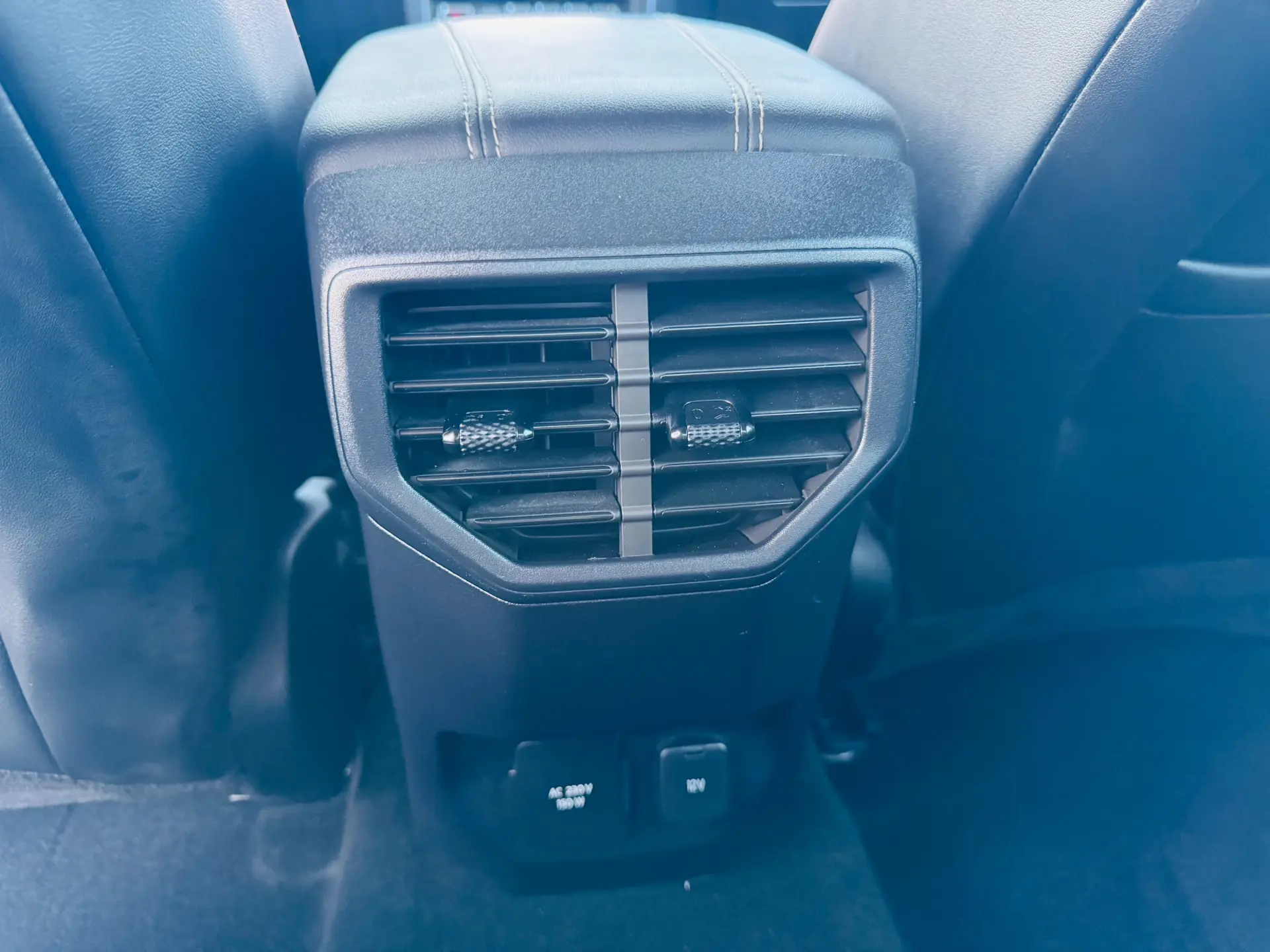 Volkswagen Amarok 2.0 TDi Auto Style 56
