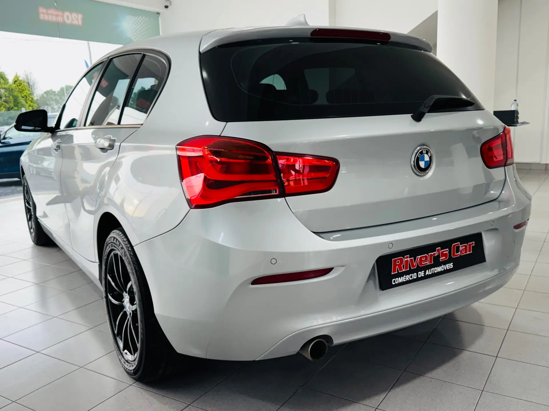 BMW 116 d EfficientDynamics Edition 8