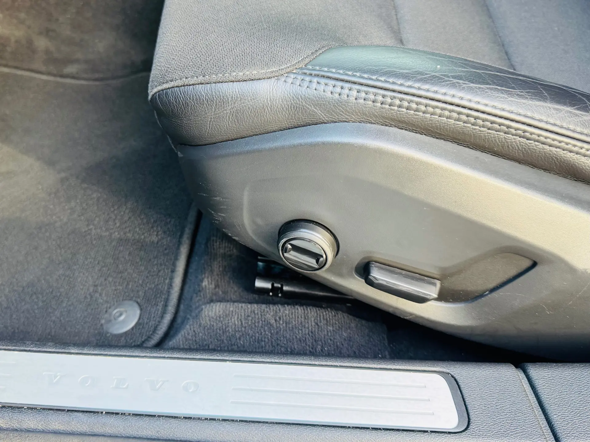 Volvo V60 2.0 D3 Inscription 19