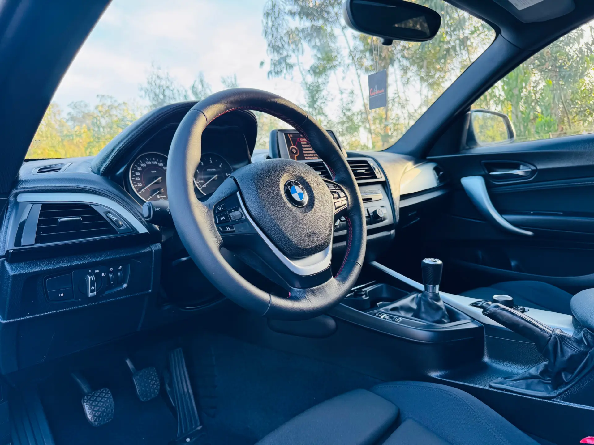 BMW 116 d Line Sport 19