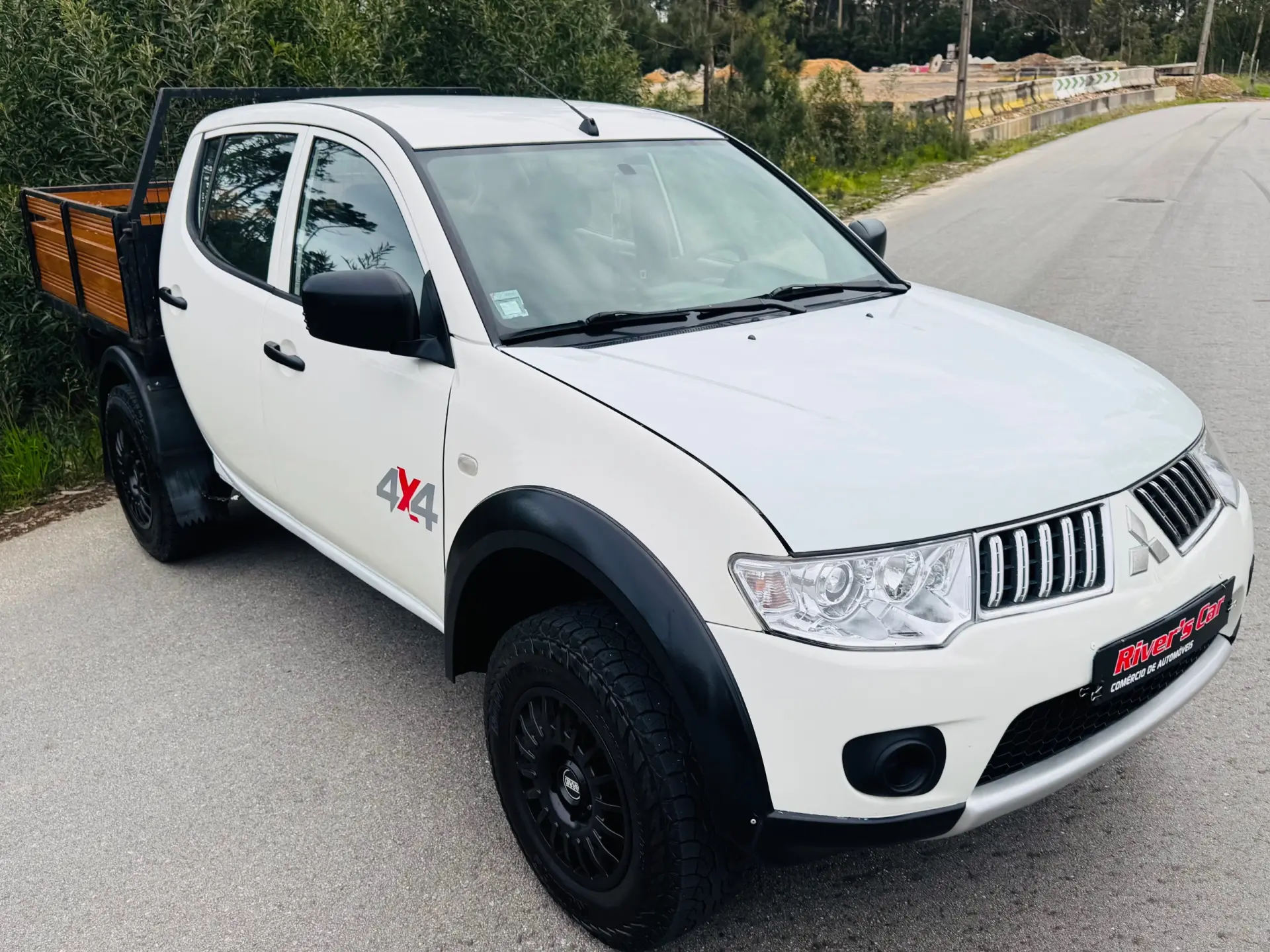 Mitsubishi L200 2.5 DI-D CD Intense AC/JLL 7