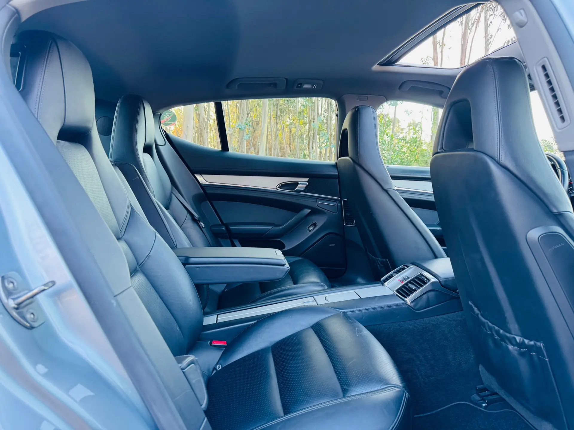 Porsche Panamera Platinum Edition 48
