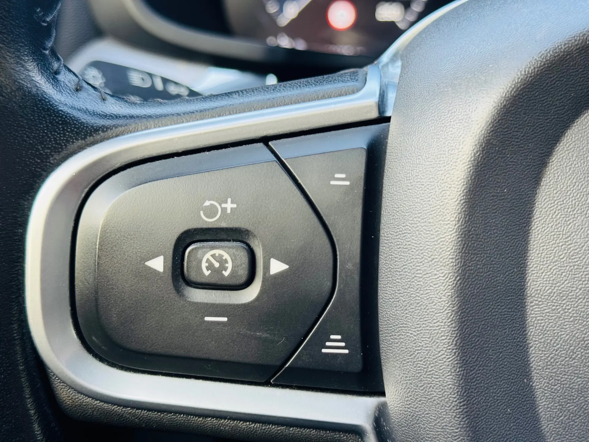 Volvo V60 2.0 D3 Inscription 24