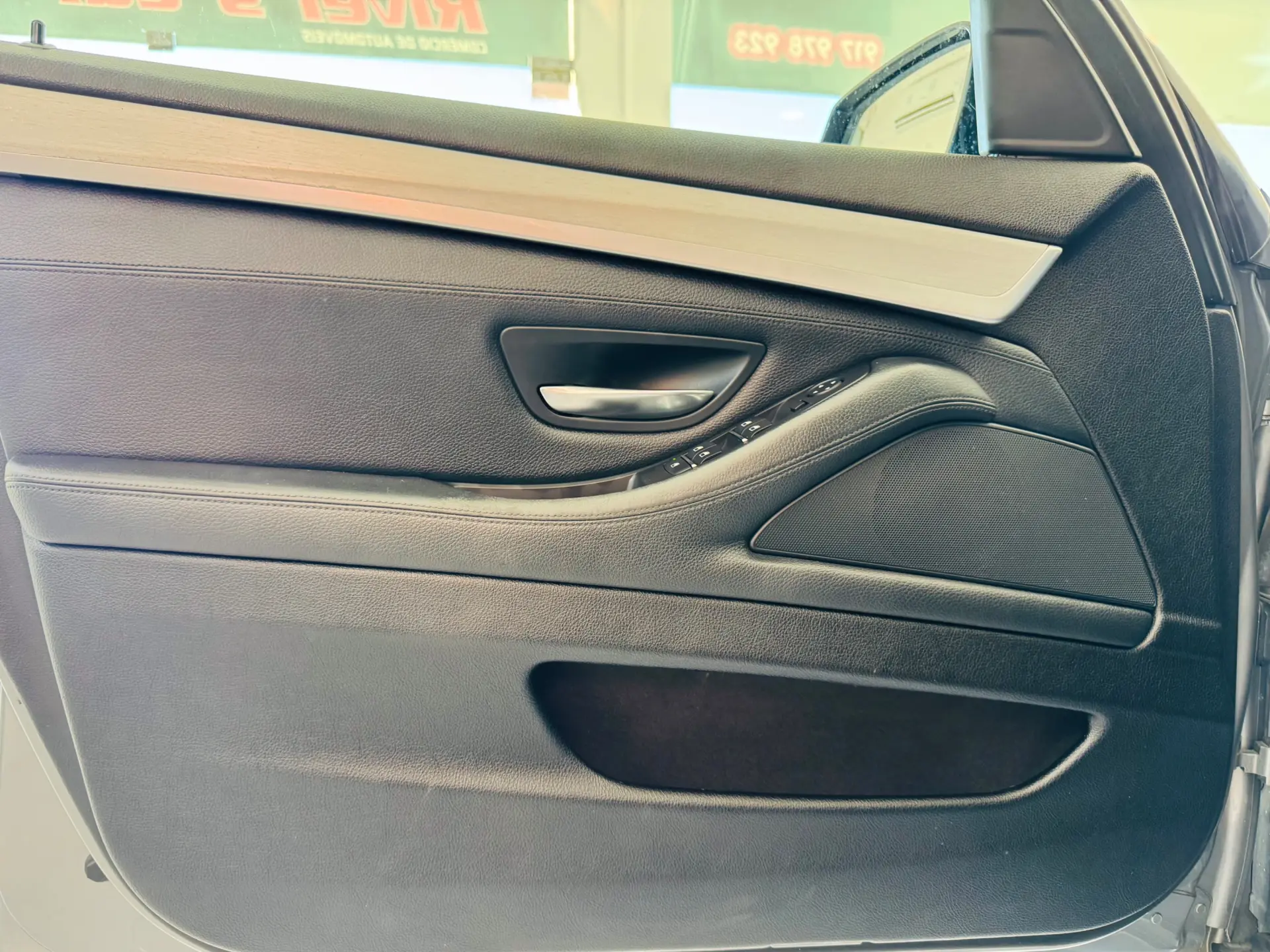 BMW 520 d Pack M Auto 14