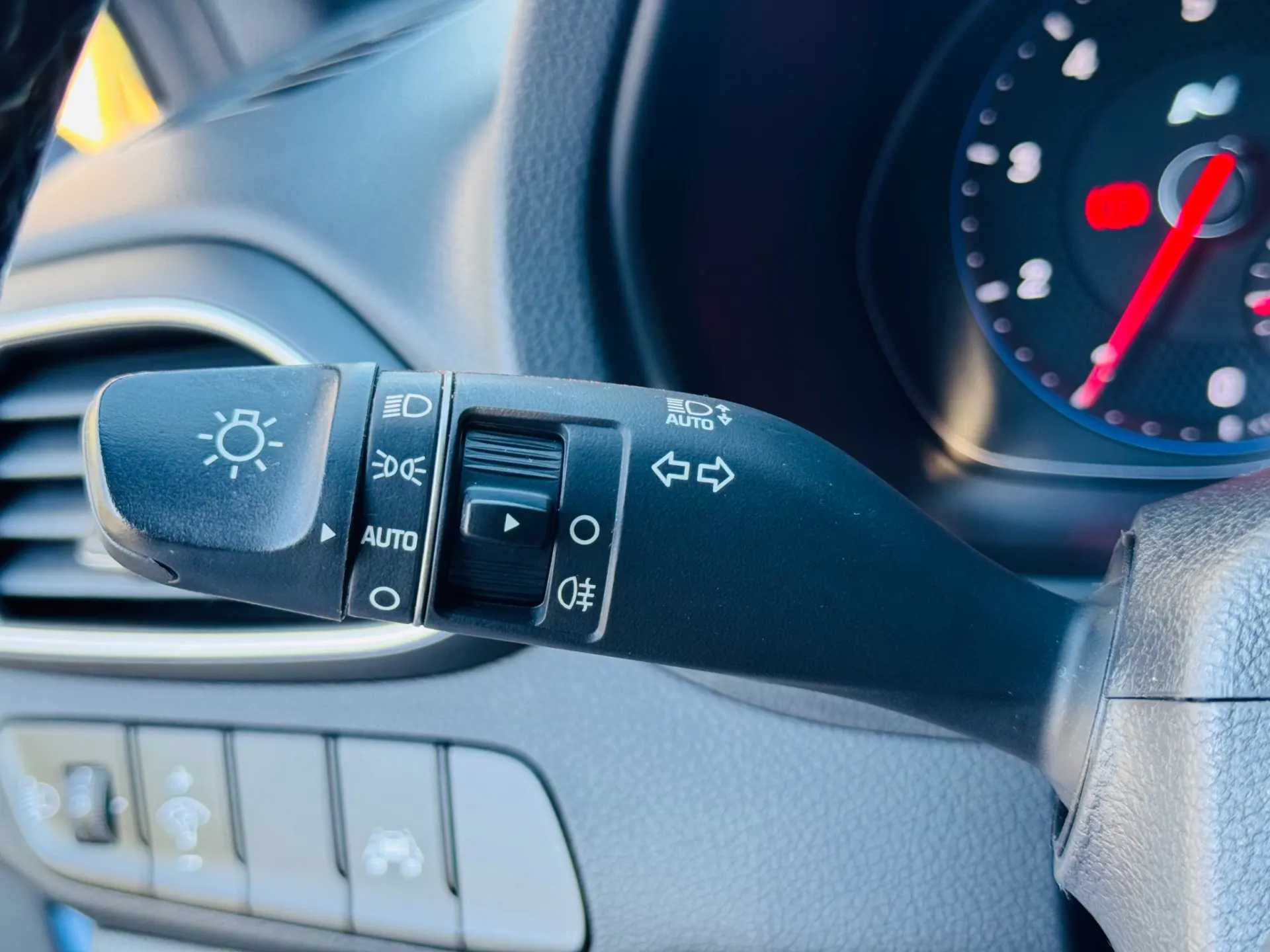 Hyundai i30 N 2.0 T-GDi Pack Performance 37