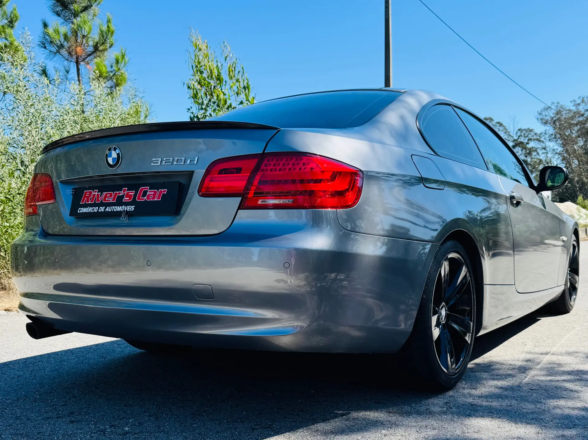 BMW 320 d Coupe 10