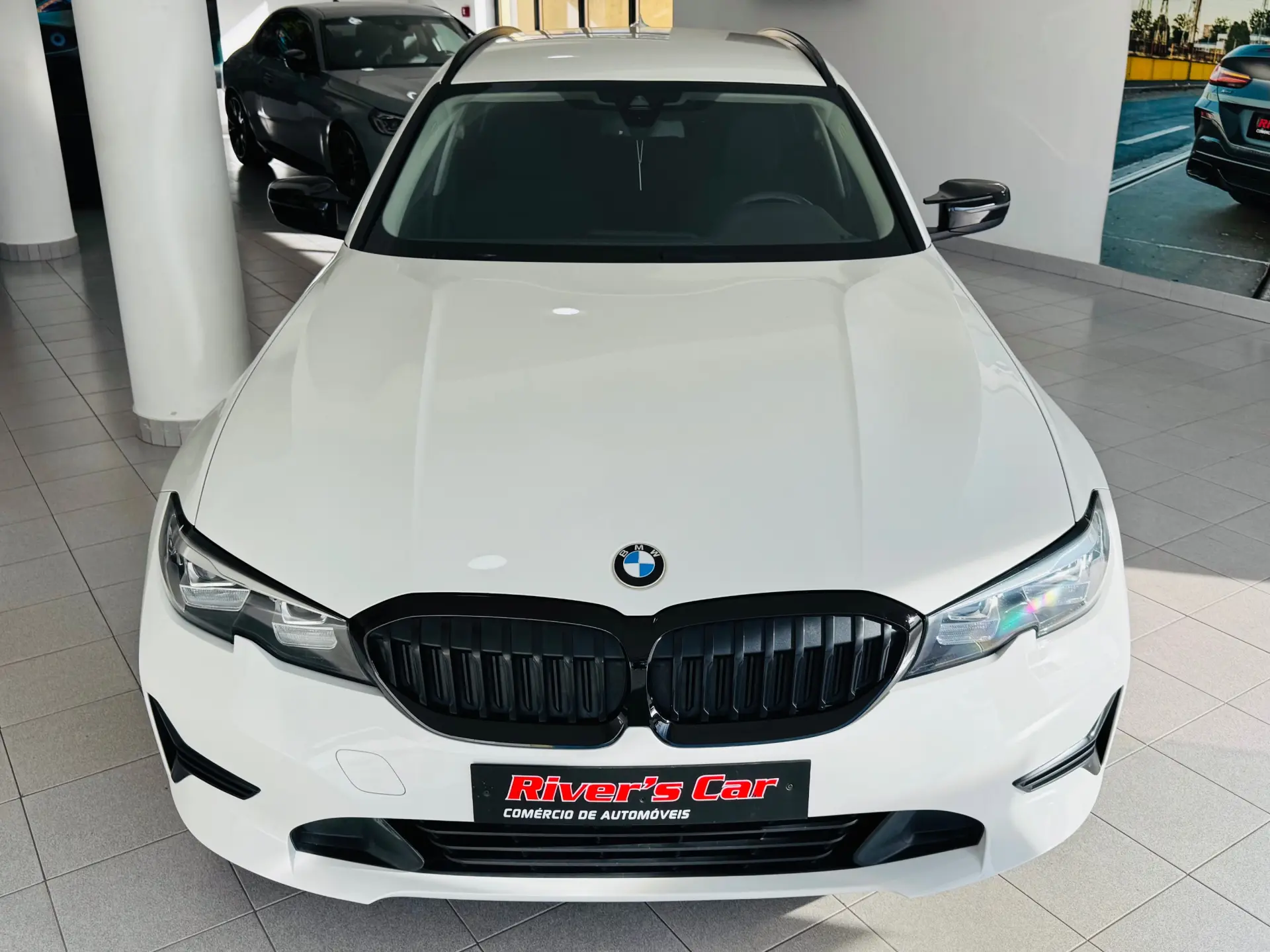 BMW 320 d Aut. Advantage 6