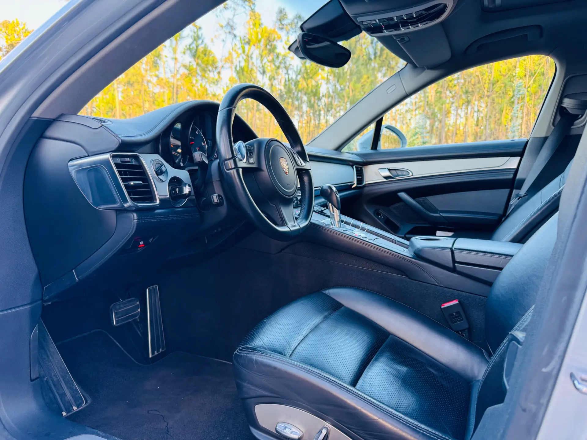 Porsche Panamera Platinum Edition 16