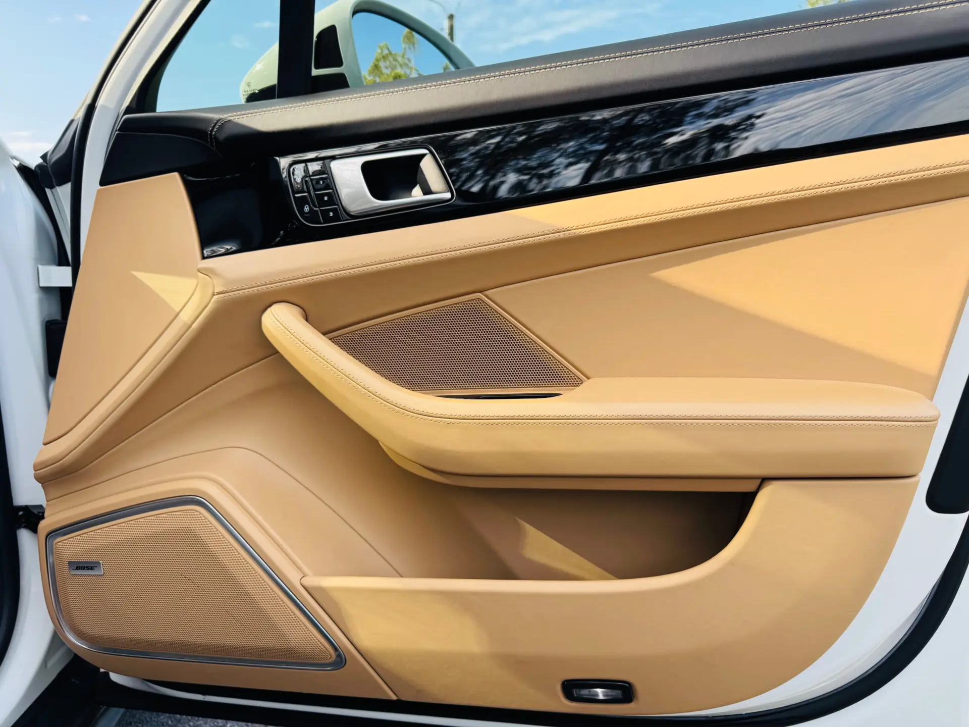 Porsche Panamera Sport Turismo 4 E-Hybrid 58