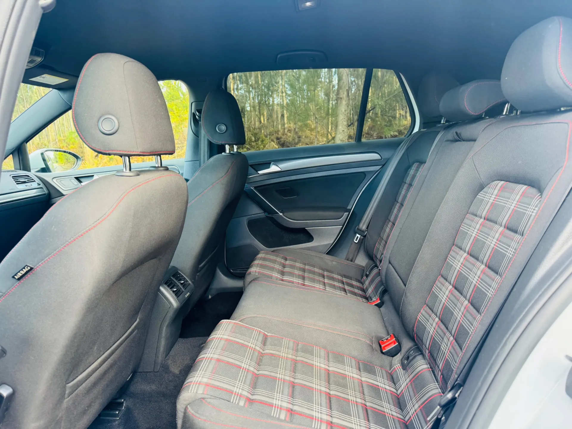 Volkswagen Golf 2.0 TSi GTi DSG Performance 42