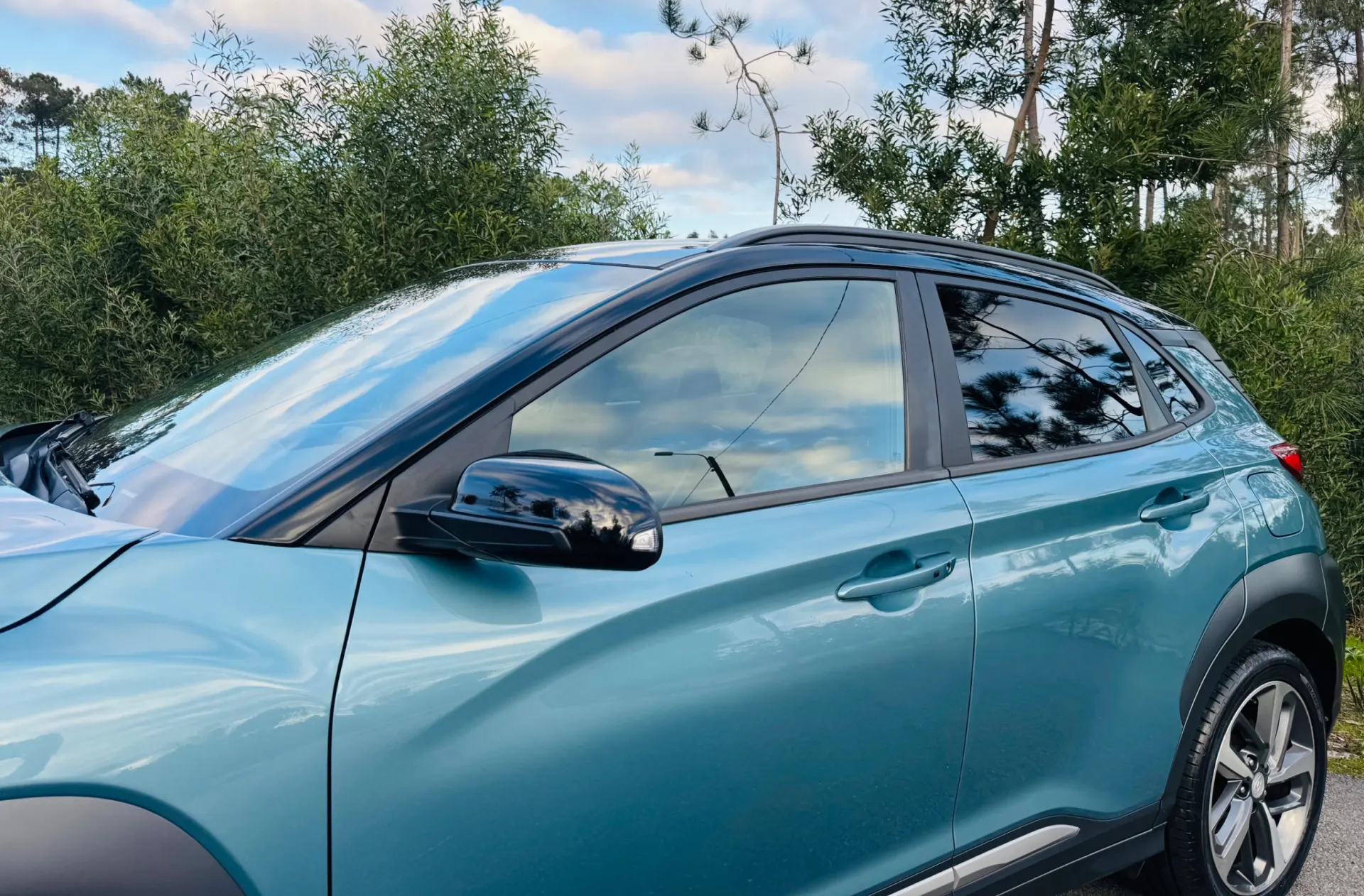 Hyundai Kauai 1.0 T-GDi Premium Pele/Tec.Vermelho 4