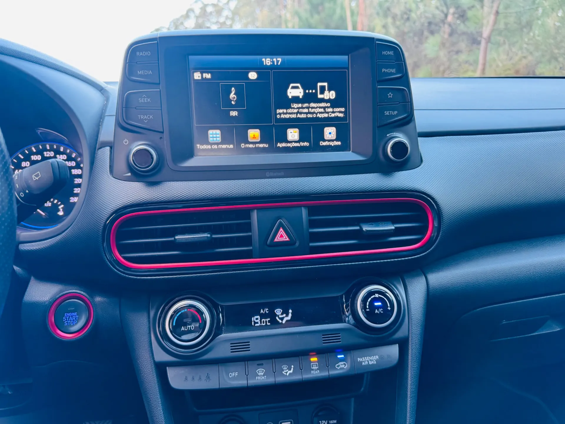 Hyundai Kauai 1.0 T-GDi Premium Pele/Tec.Vermelho 27