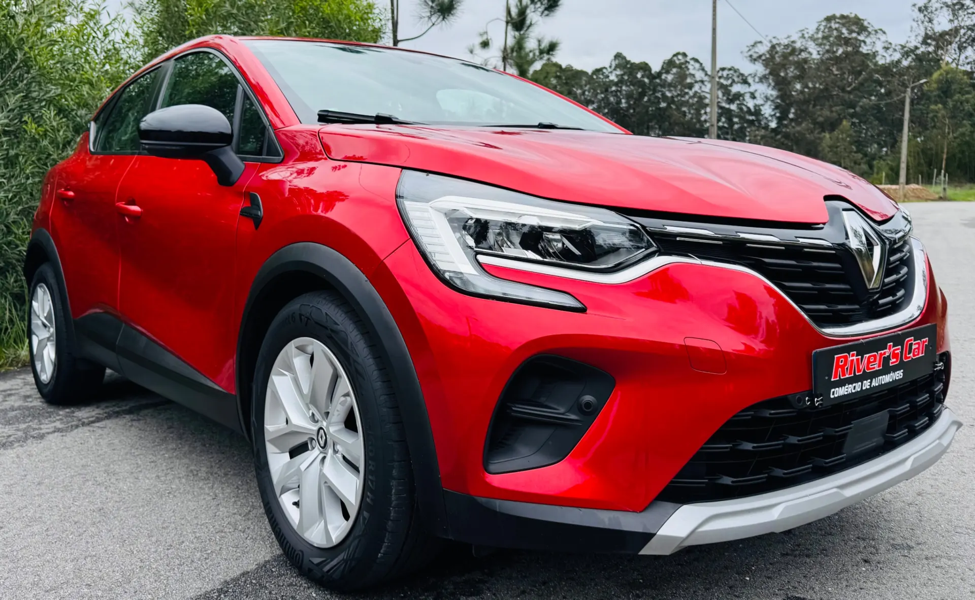 Renault Captur 1.0 TCe Intens Bi-Fuel 8