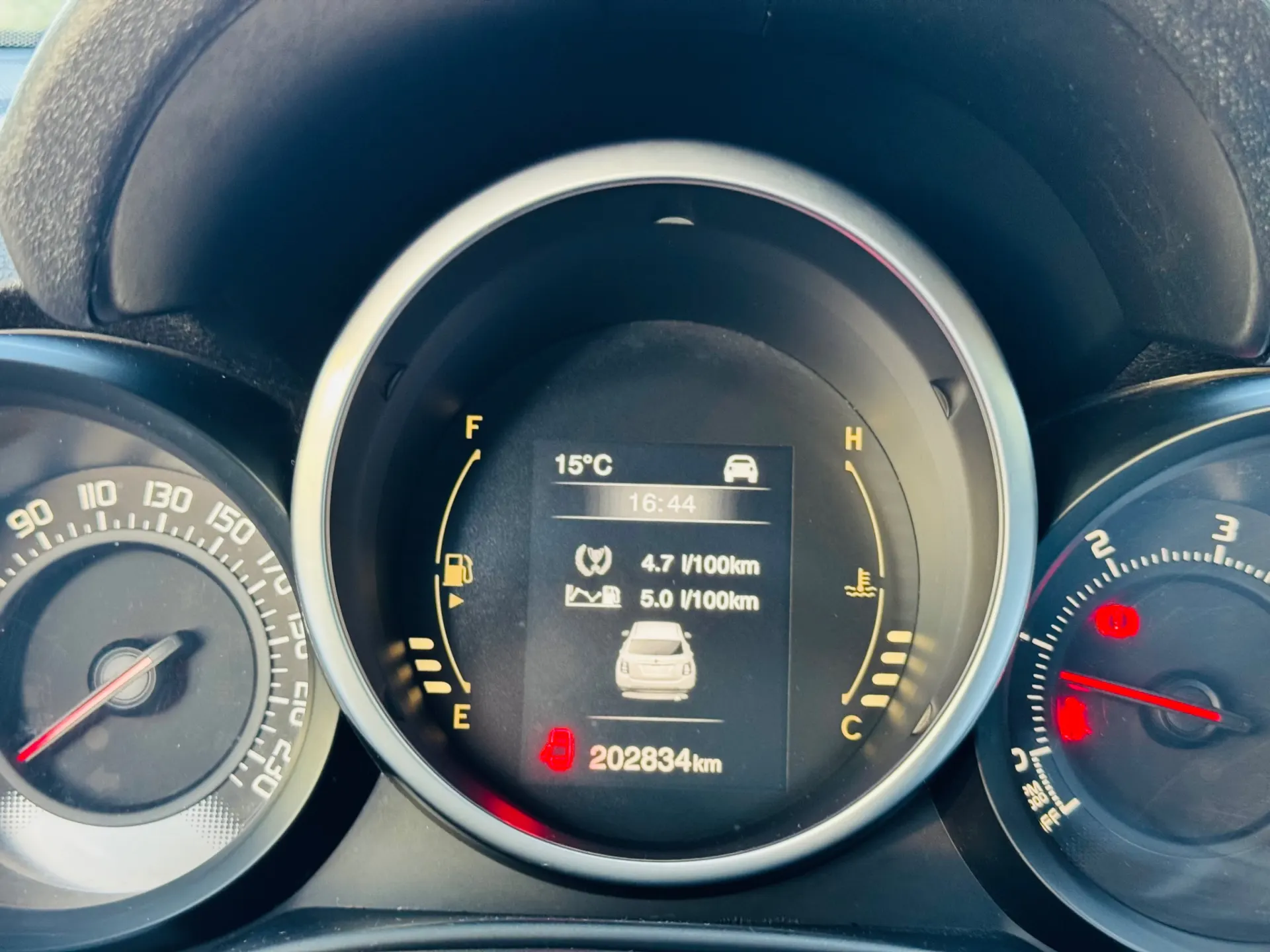 Fiat 500X 1.3 MJ Pop Star J17 S&S 28