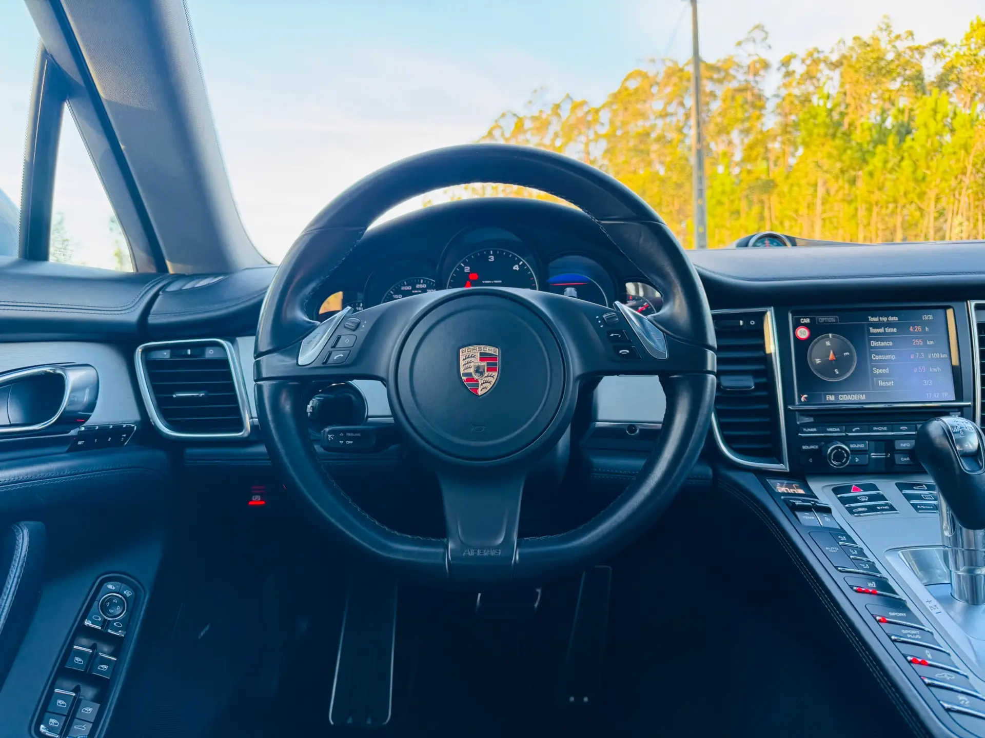 Porsche Panamera Platinum Edition 35