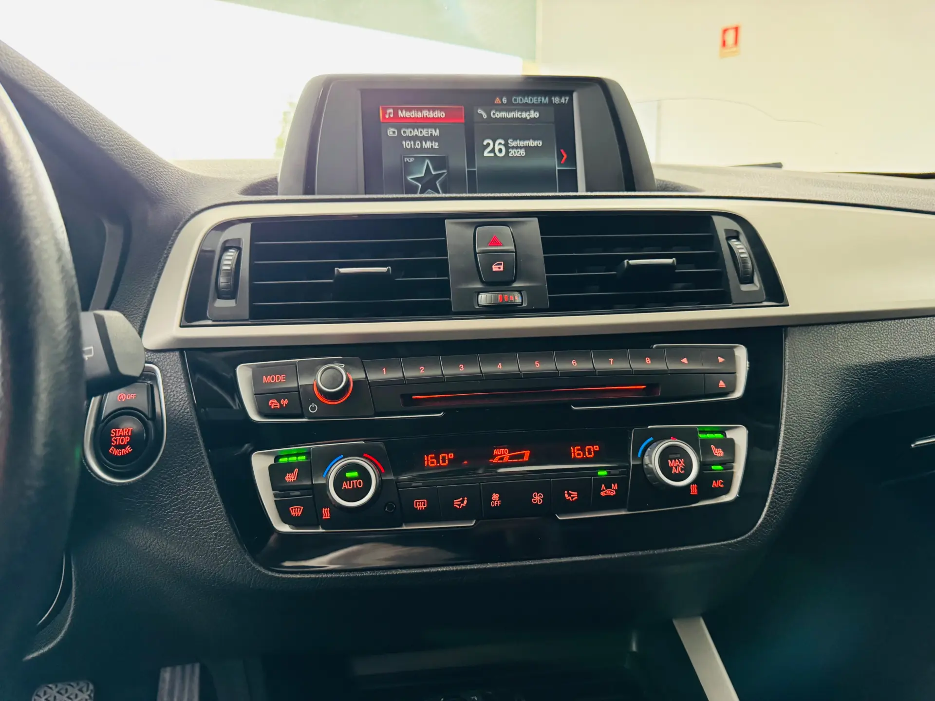 BMW 116 d EfficientDynamics Edition 24