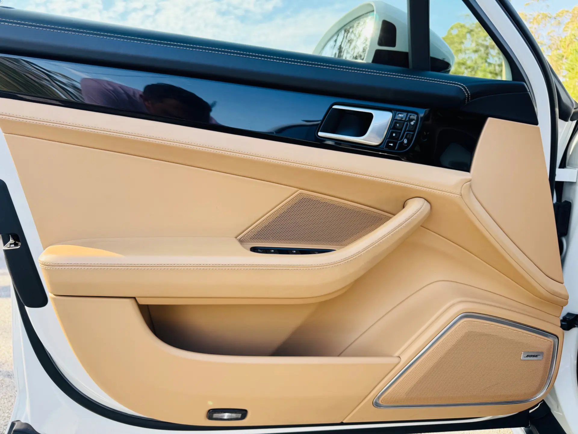Porsche Panamera Sport Turismo 4 E-Hybrid 23
