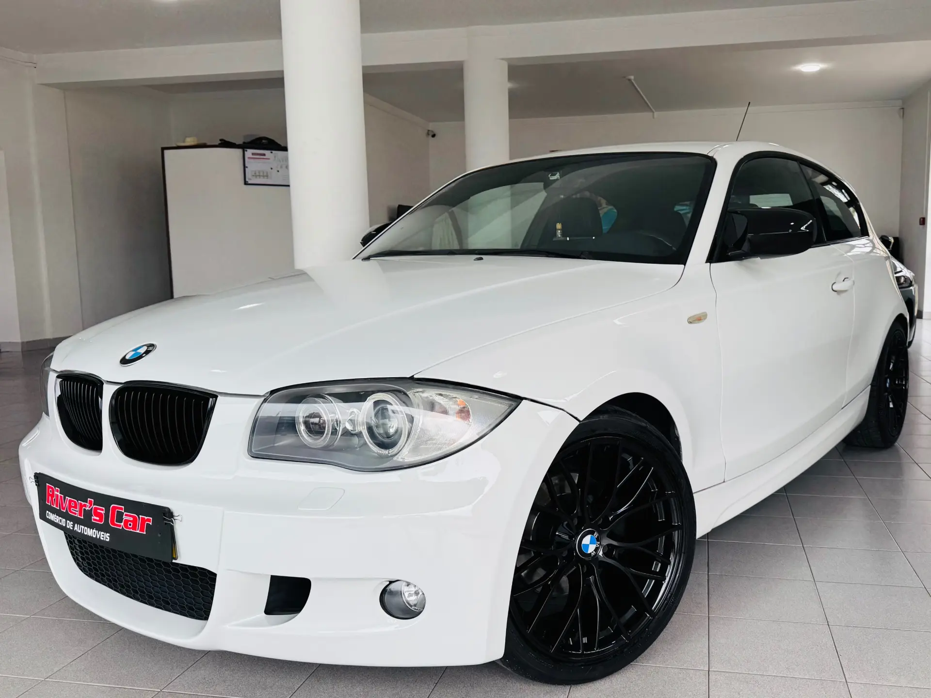 BMW 118 d Pack M 1
