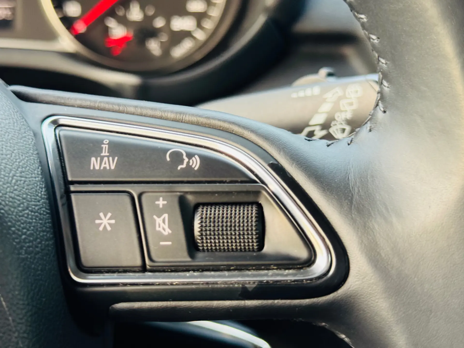 Audi A1 1.6 TDI S-line 24