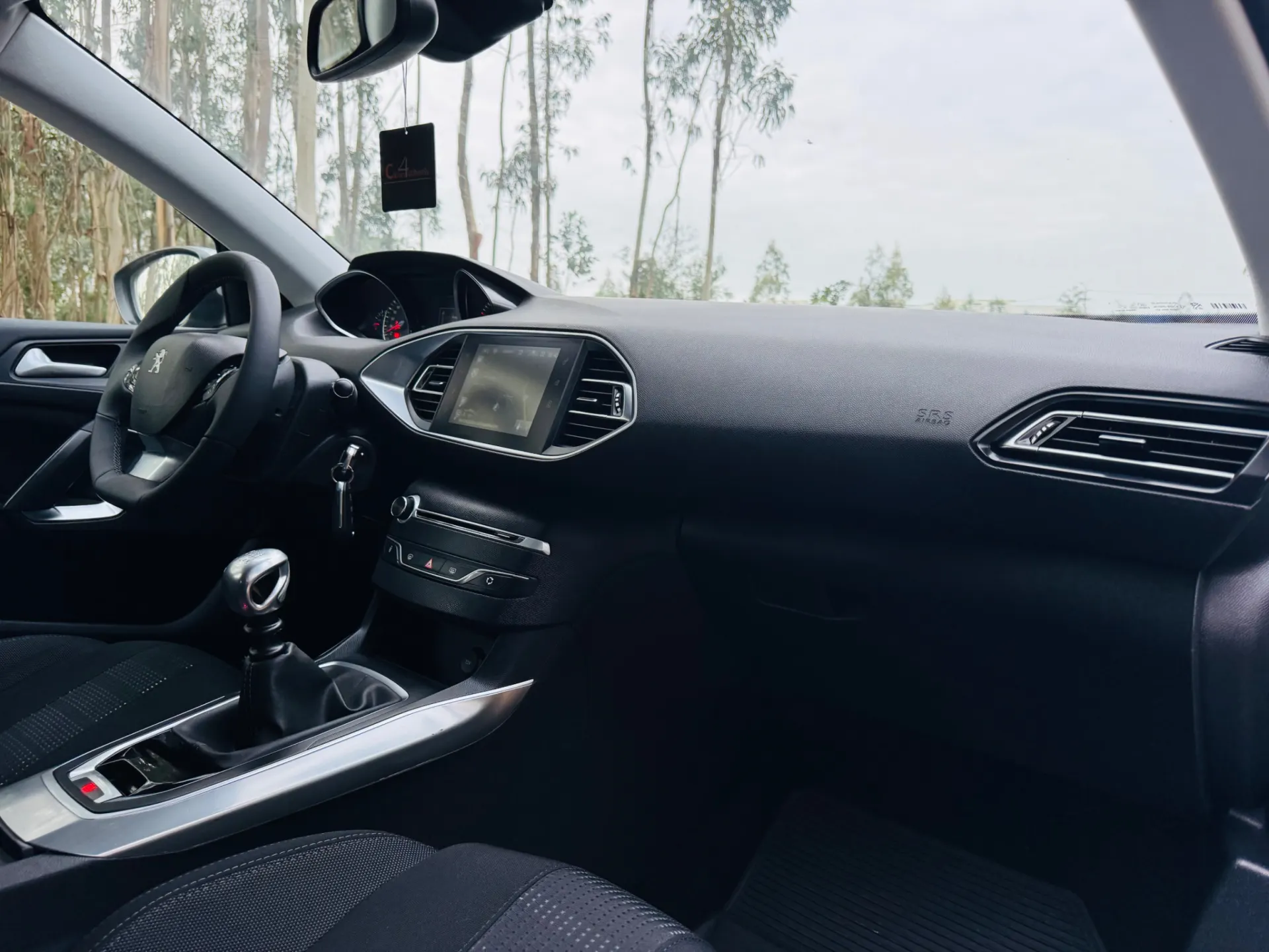 Peugeot 308 SW 1.6 BlueHDi Allure J17 32